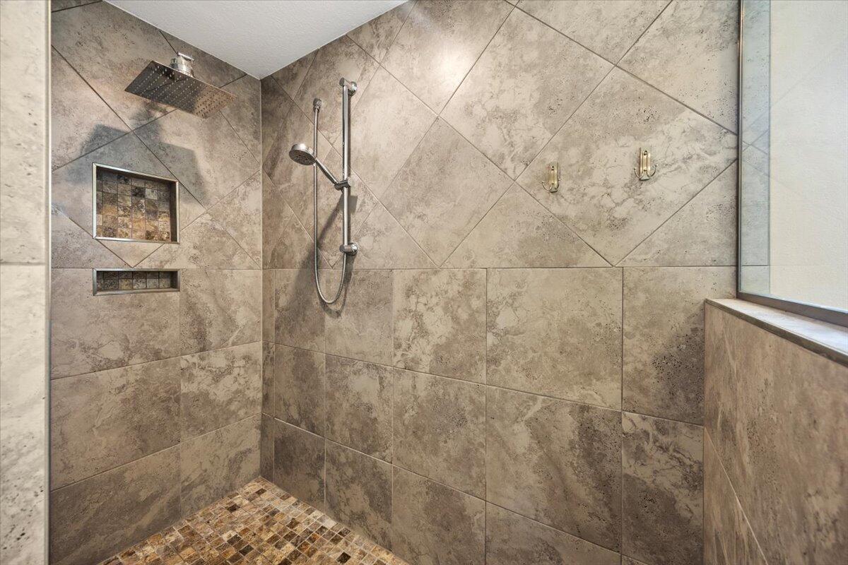 CREETS LANDING - Residential