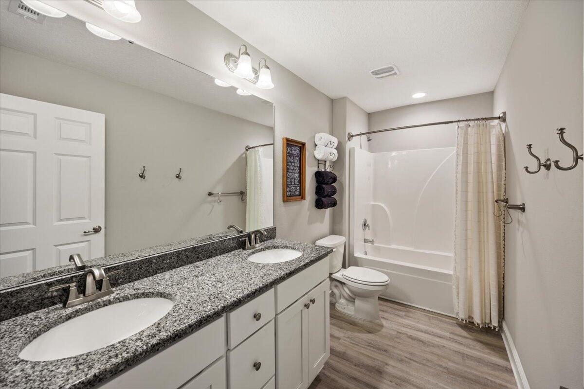 CREETS LANDING - Residential