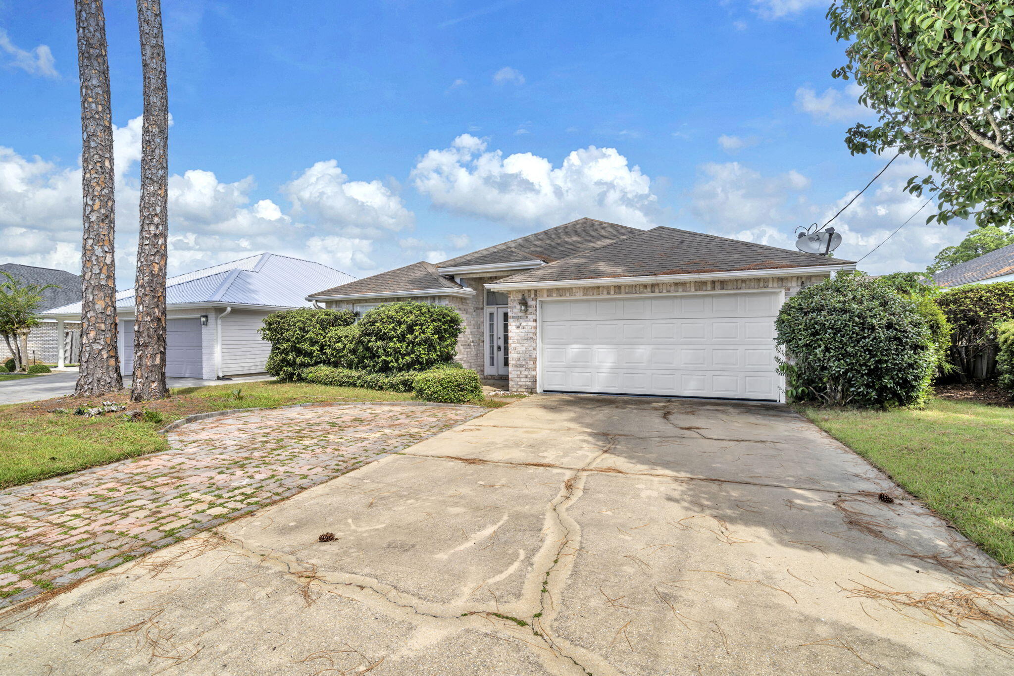 OLDE FLORIDA LAKES - Residential