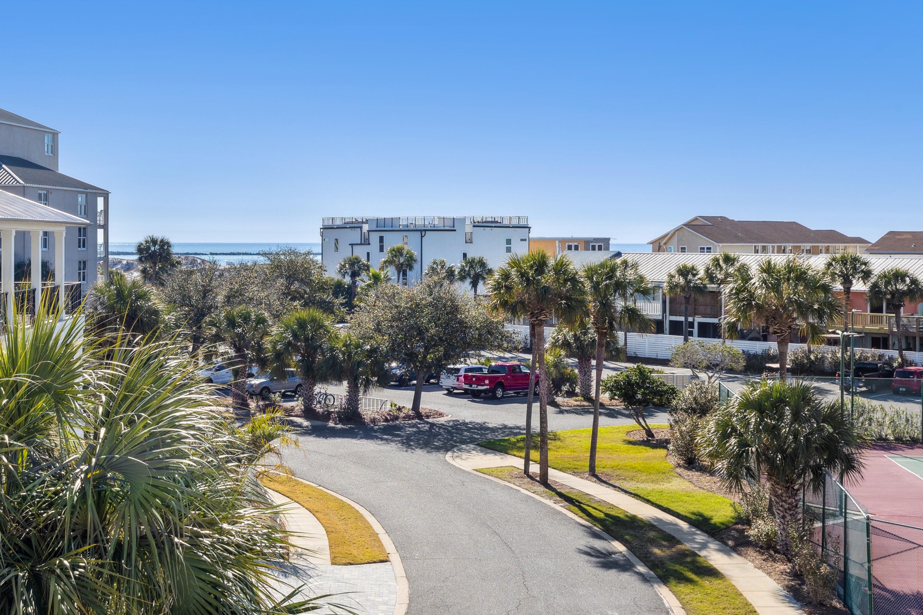 DESTIN POINTE - Residential