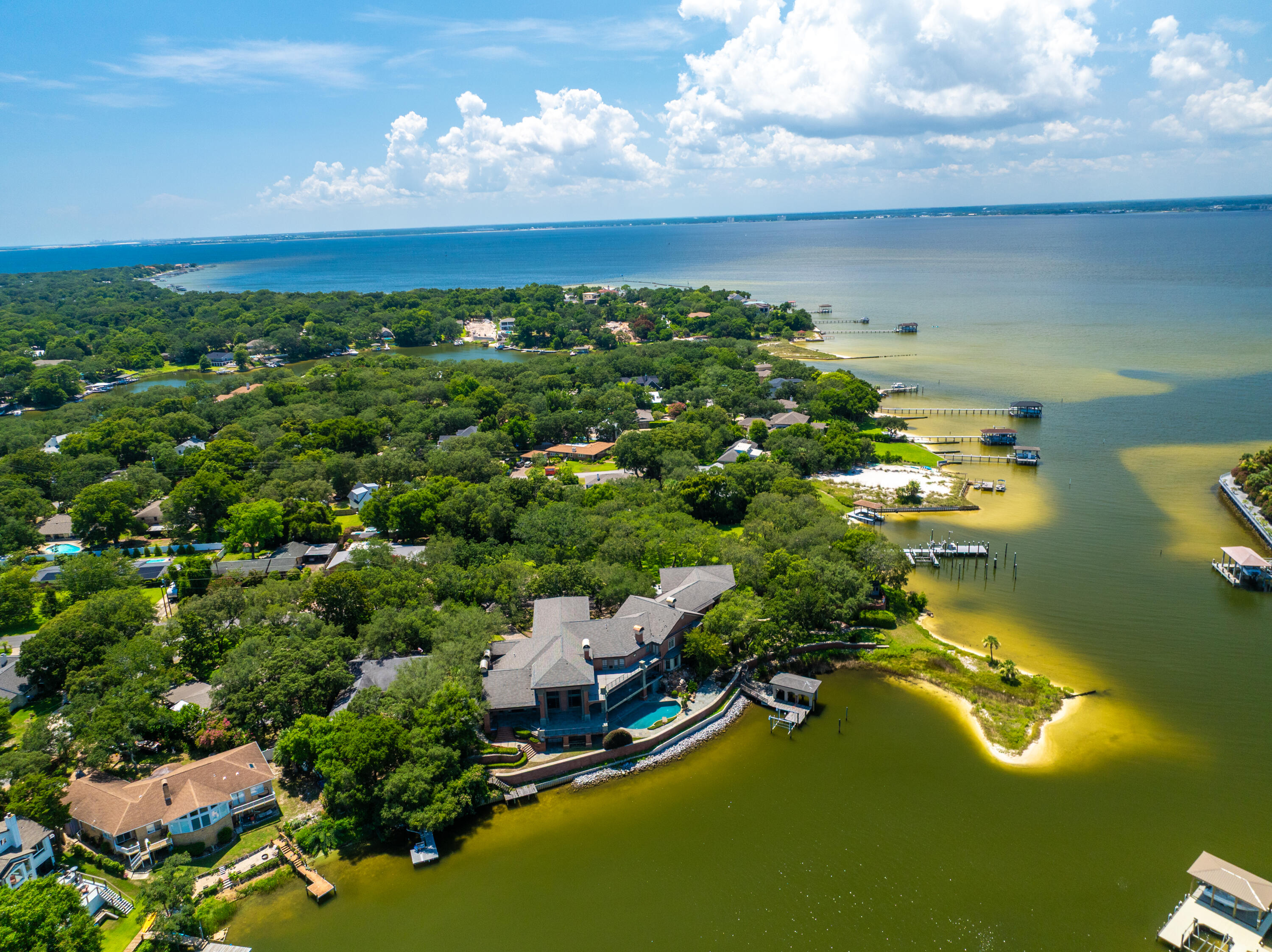 CARLAN SHORES - Residential