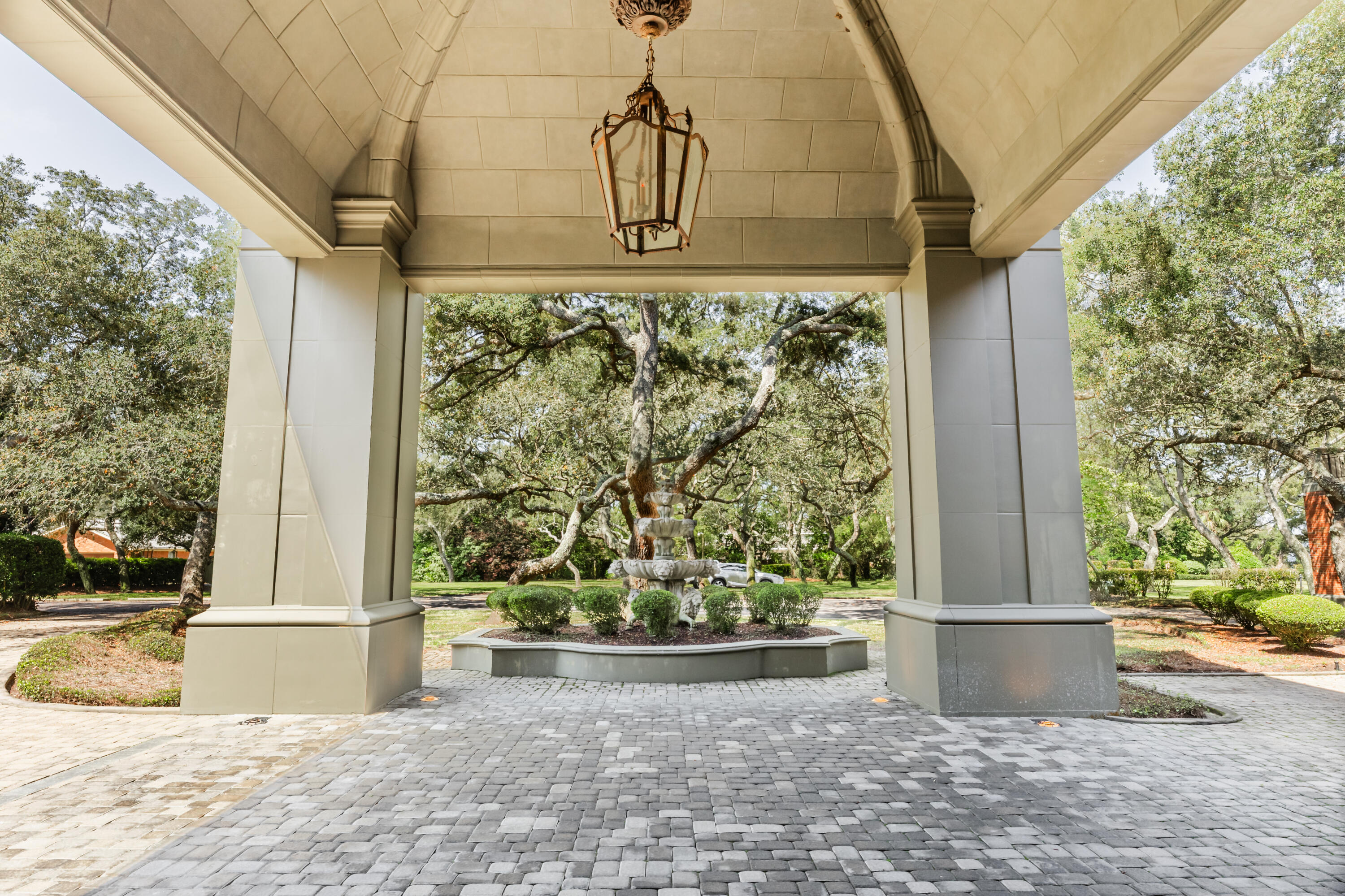 CARLAN SHORES - Residential