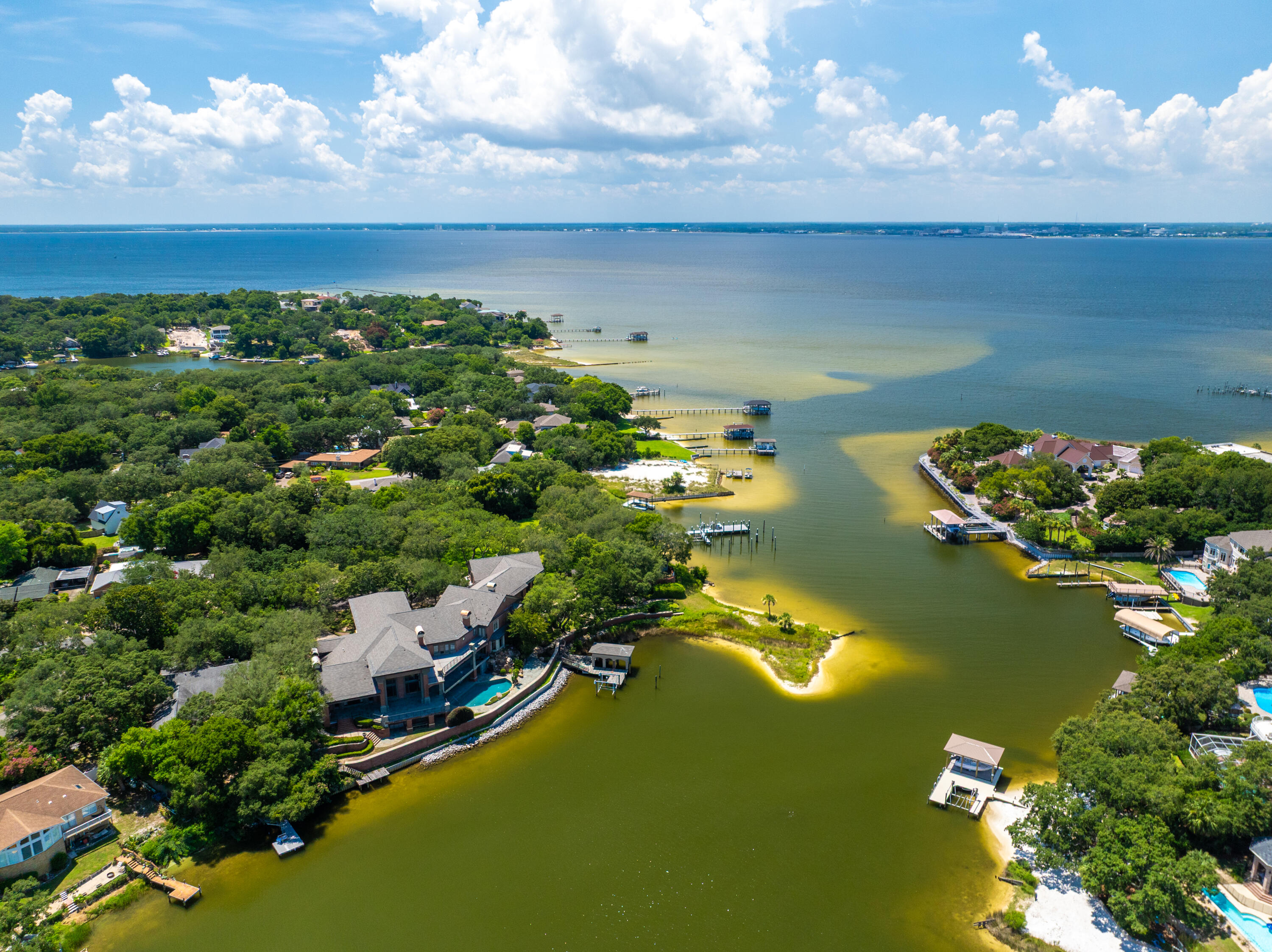 CARLAN SHORES - Residential