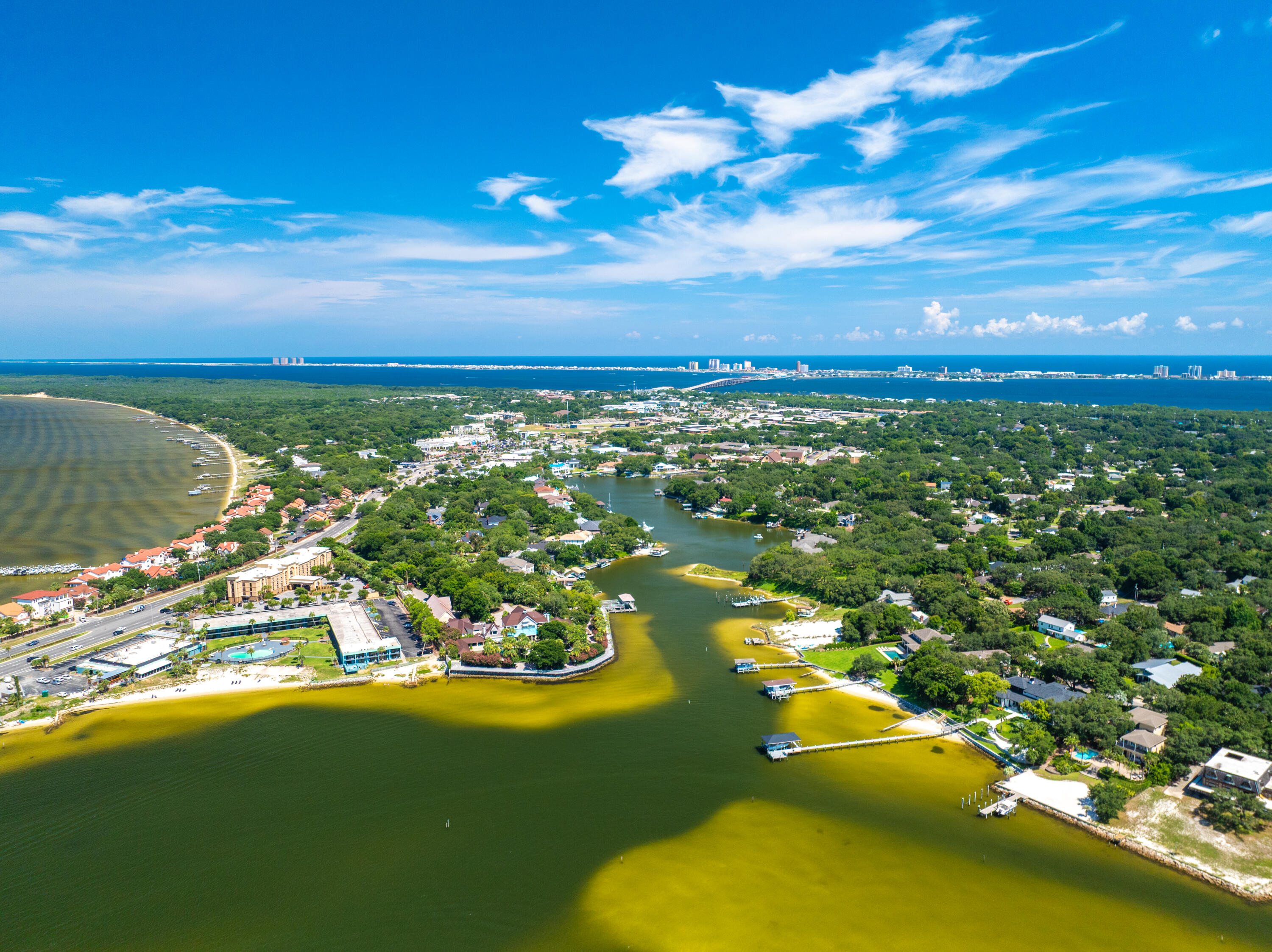 CARLAN SHORES - Residential