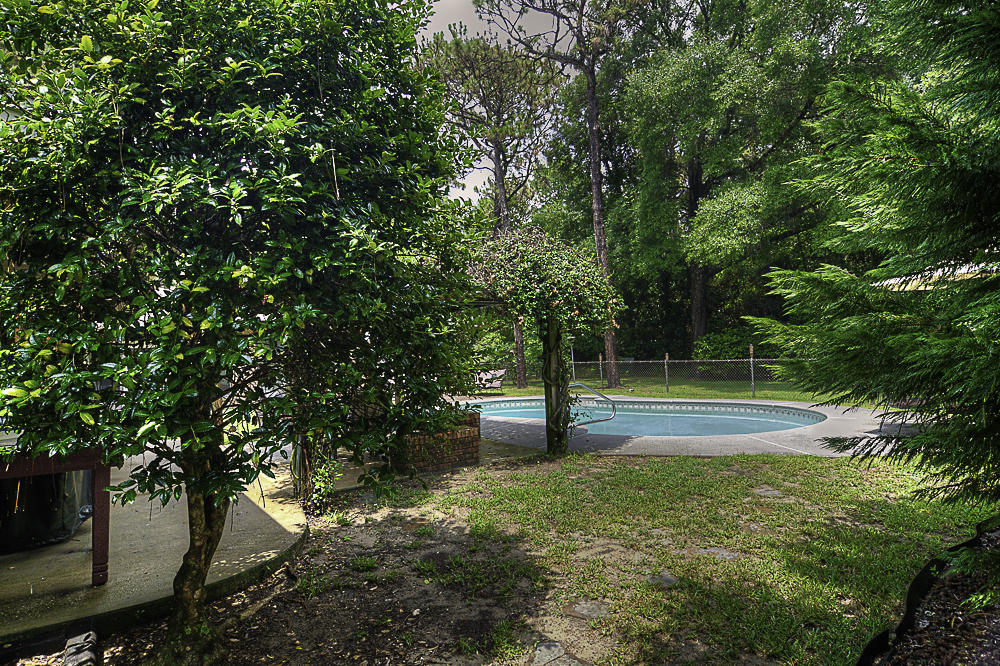 LONGWOOD S/D 2ND ADDN - Residential