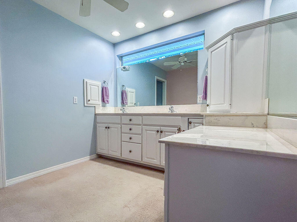 ROCKY BAYOU COUNTRY CLUB ESTATES 9 - Residential