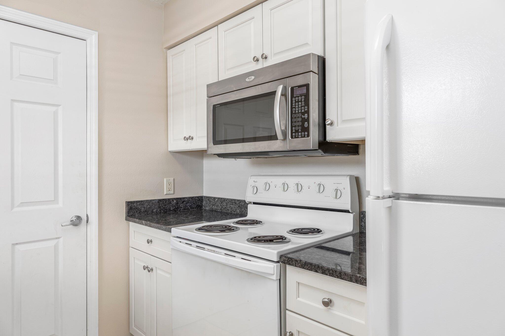 THE FLORIDA CLUB @ Bluewater Bay - Residential