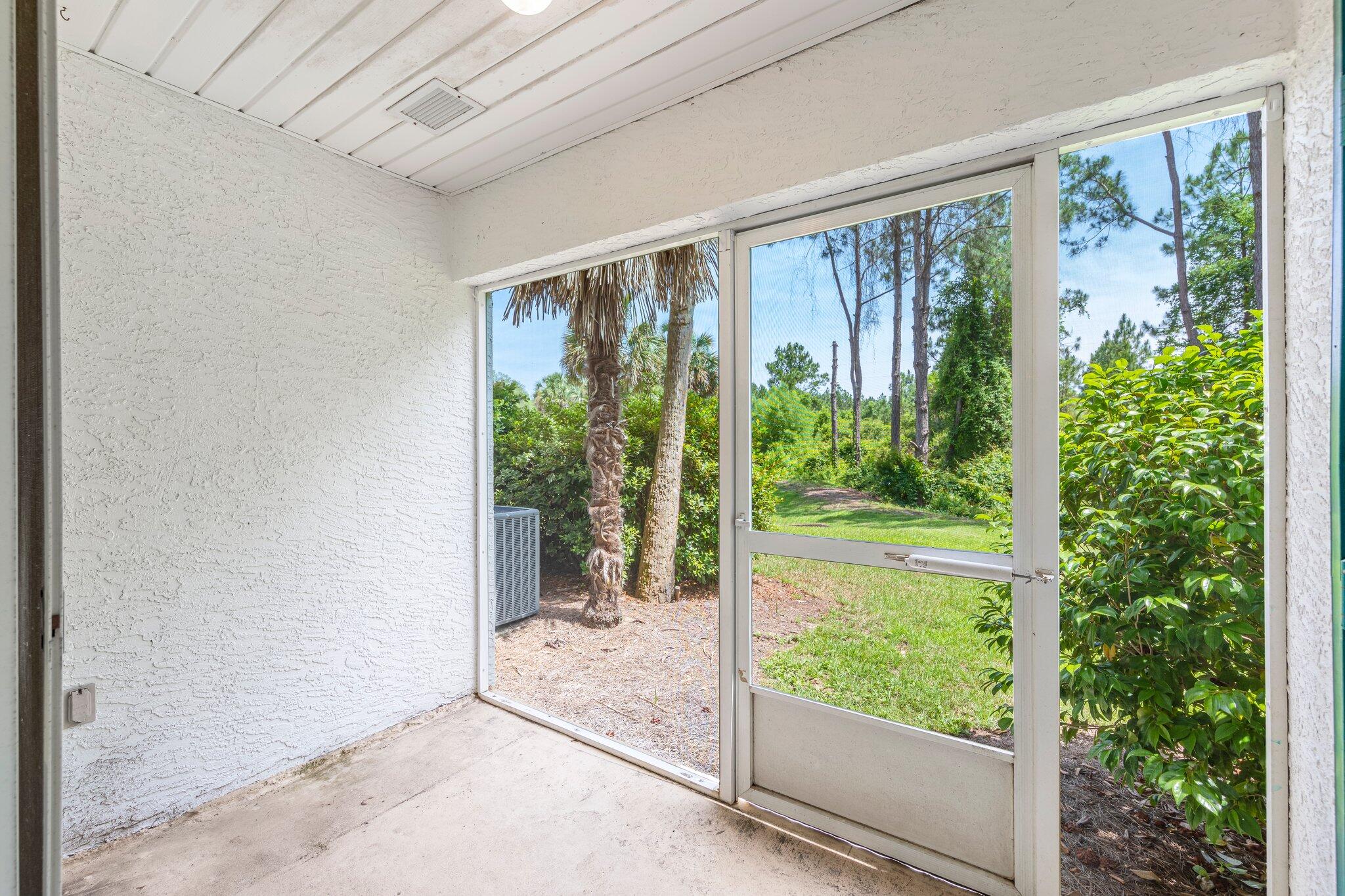 THE FLORIDA CLUB @ Bluewater Bay - Residential