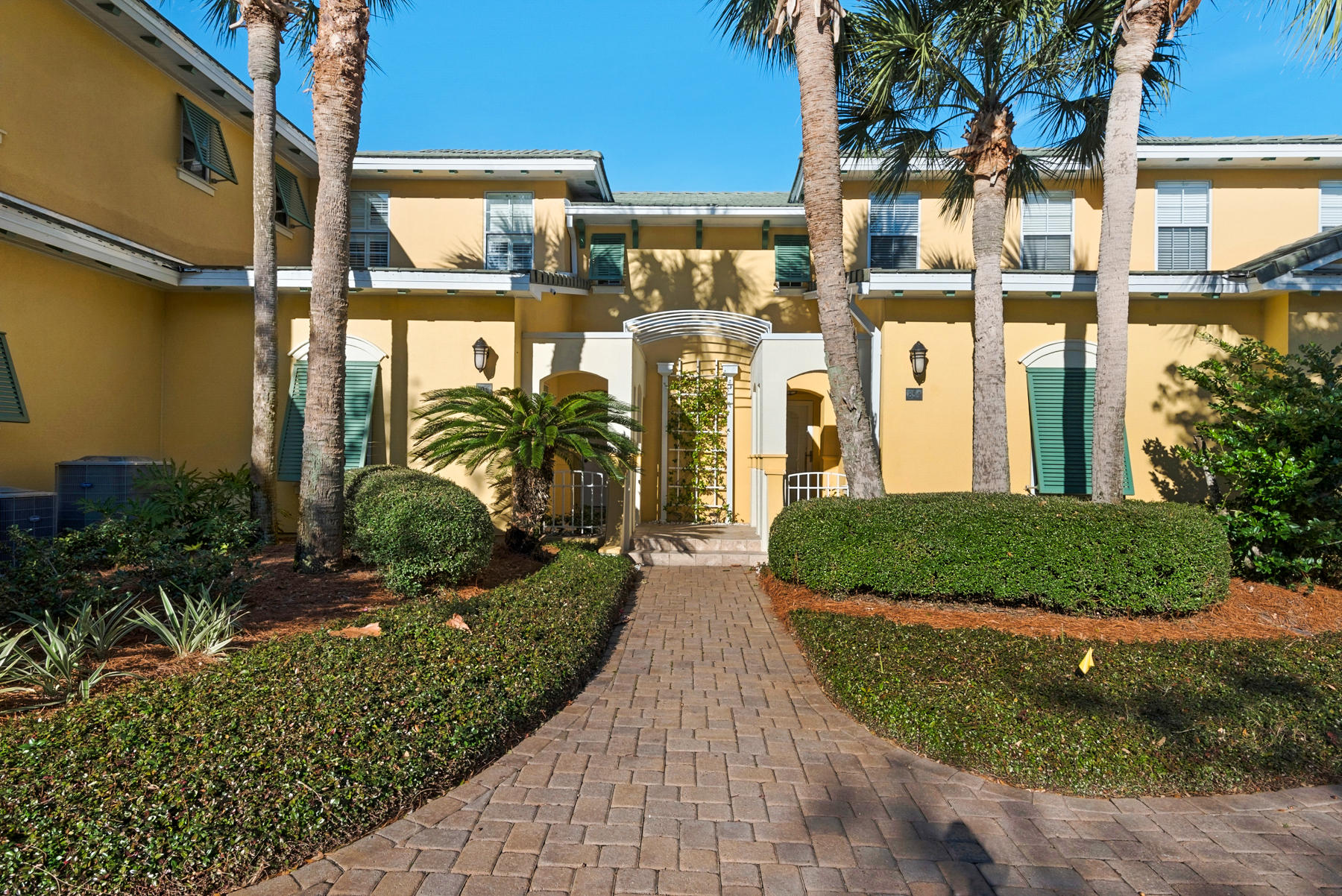 GRAND HARBOUR - Residential