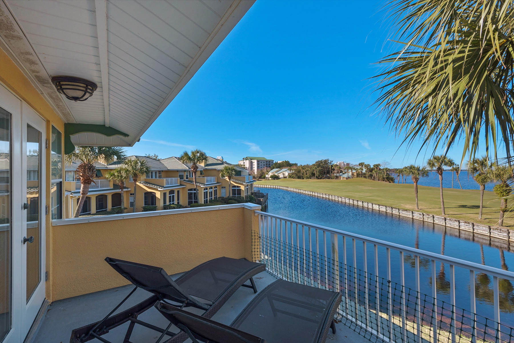 GRAND HARBOUR - Residential