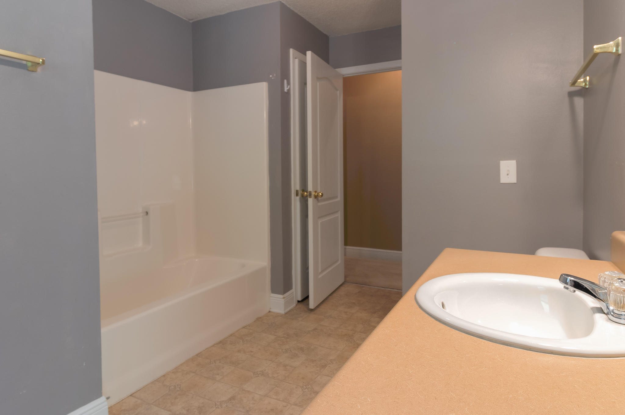 FOX VALLEY - Residential