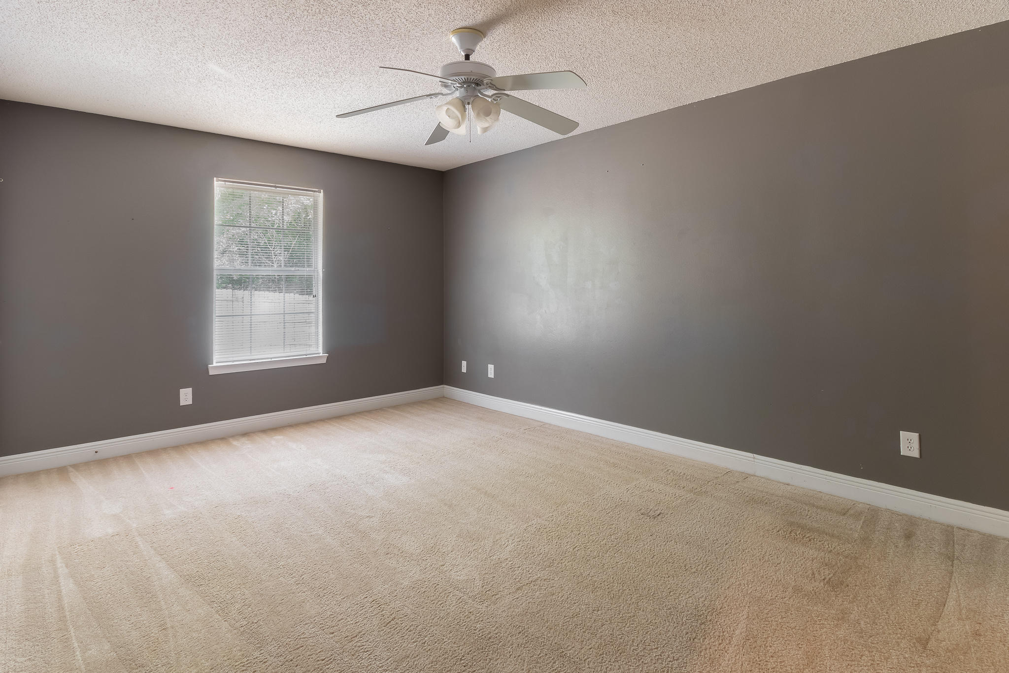 FOX VALLEY - Residential