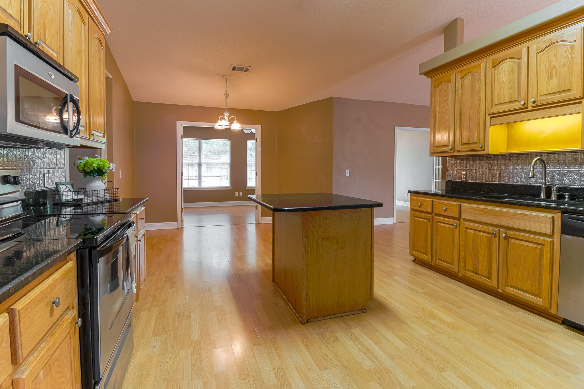 FOX VALLEY - Residential