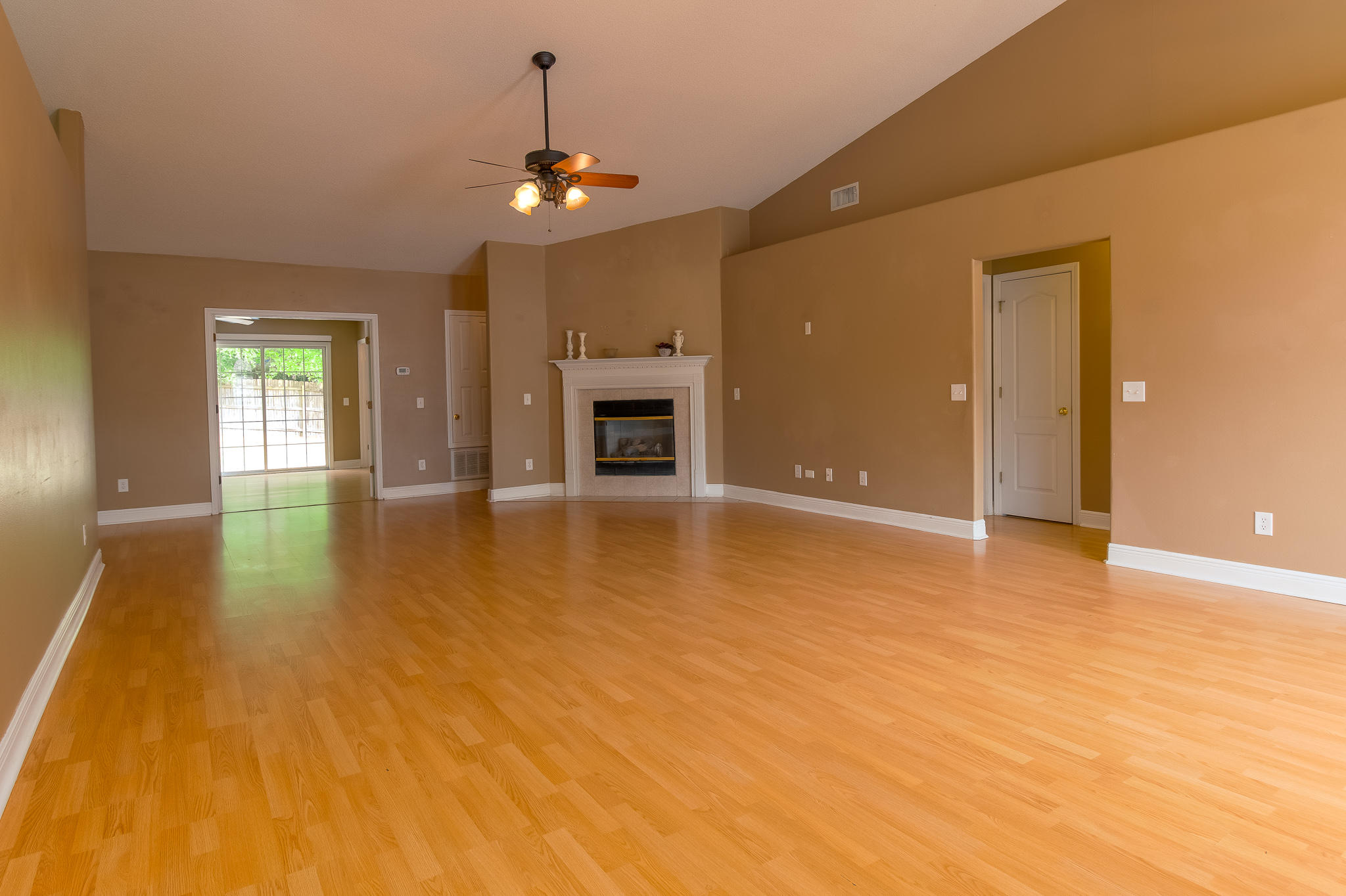 FOX VALLEY - Residential