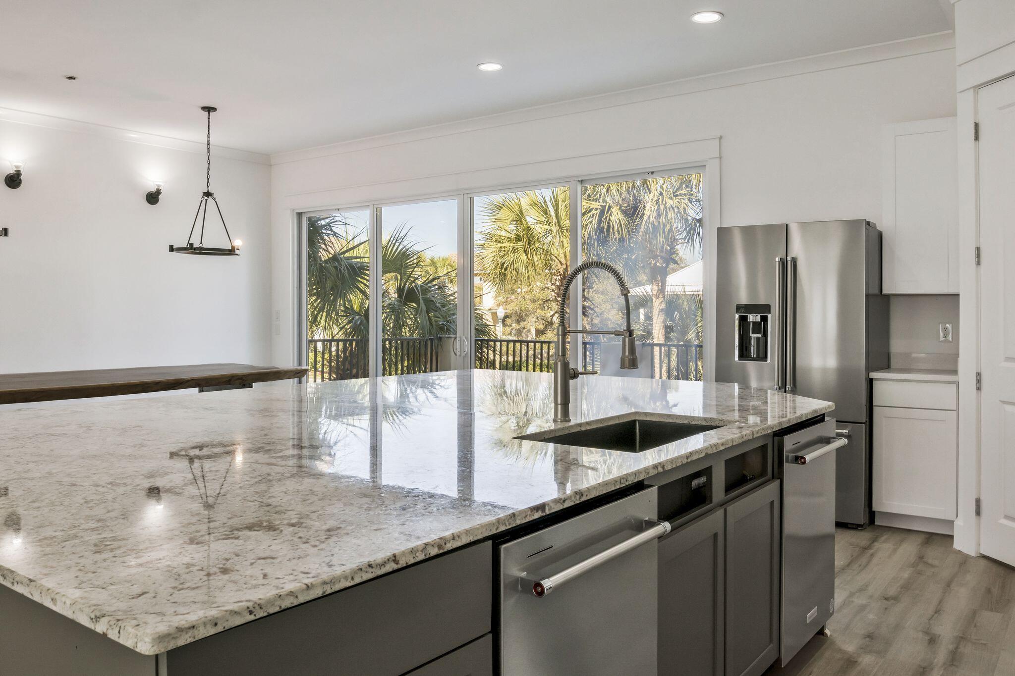 DESTINY BY THE SEA - Residential
