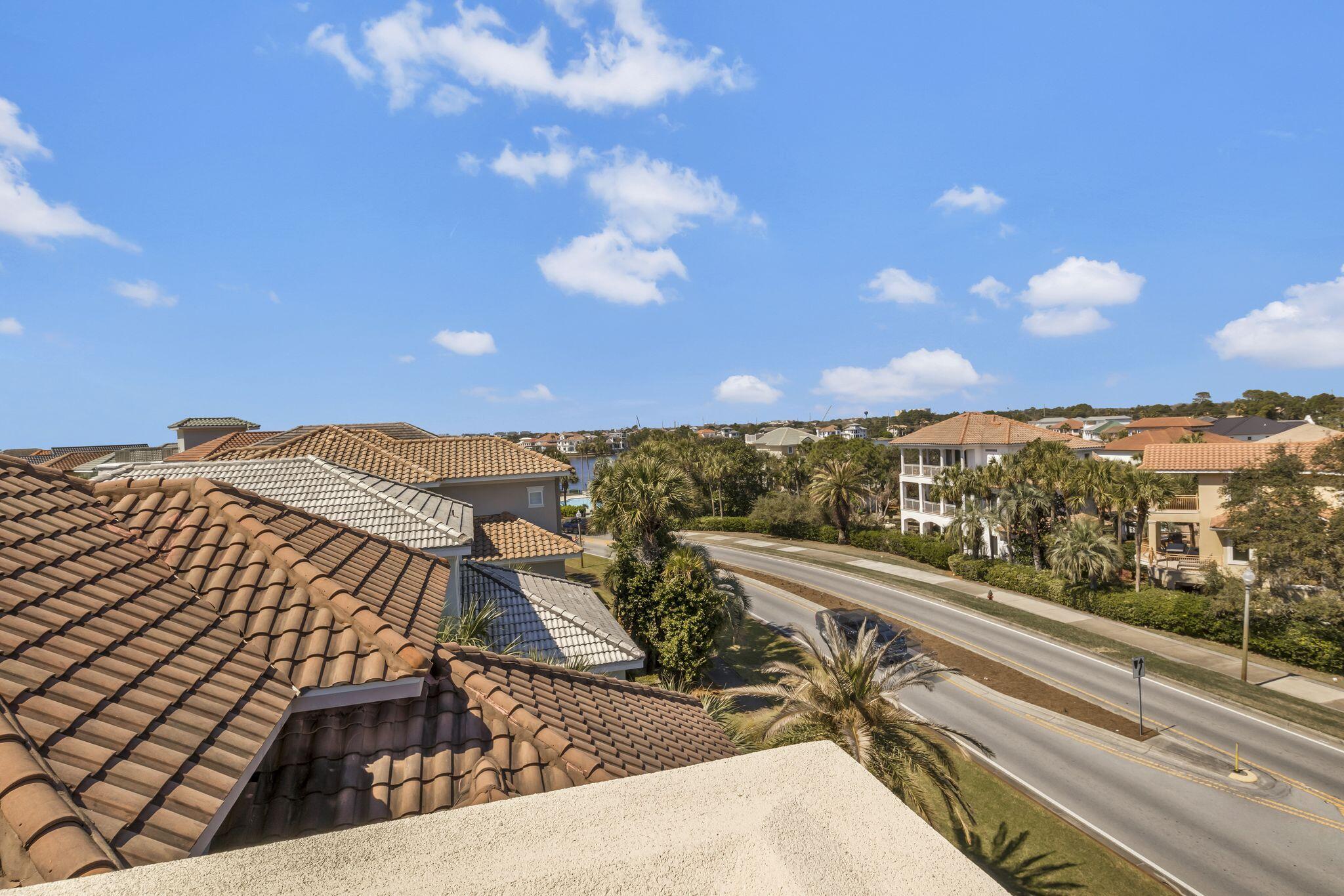 DESTINY BY THE SEA - Residential