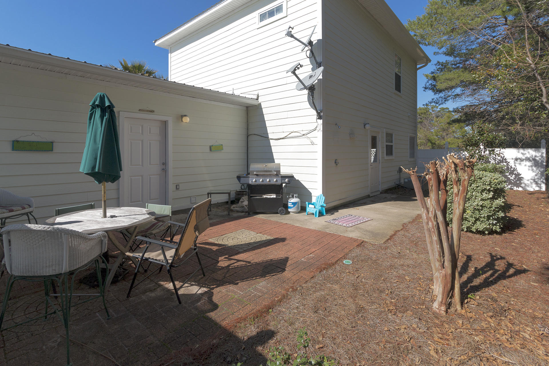 MIRAMAR PALMS - Residential