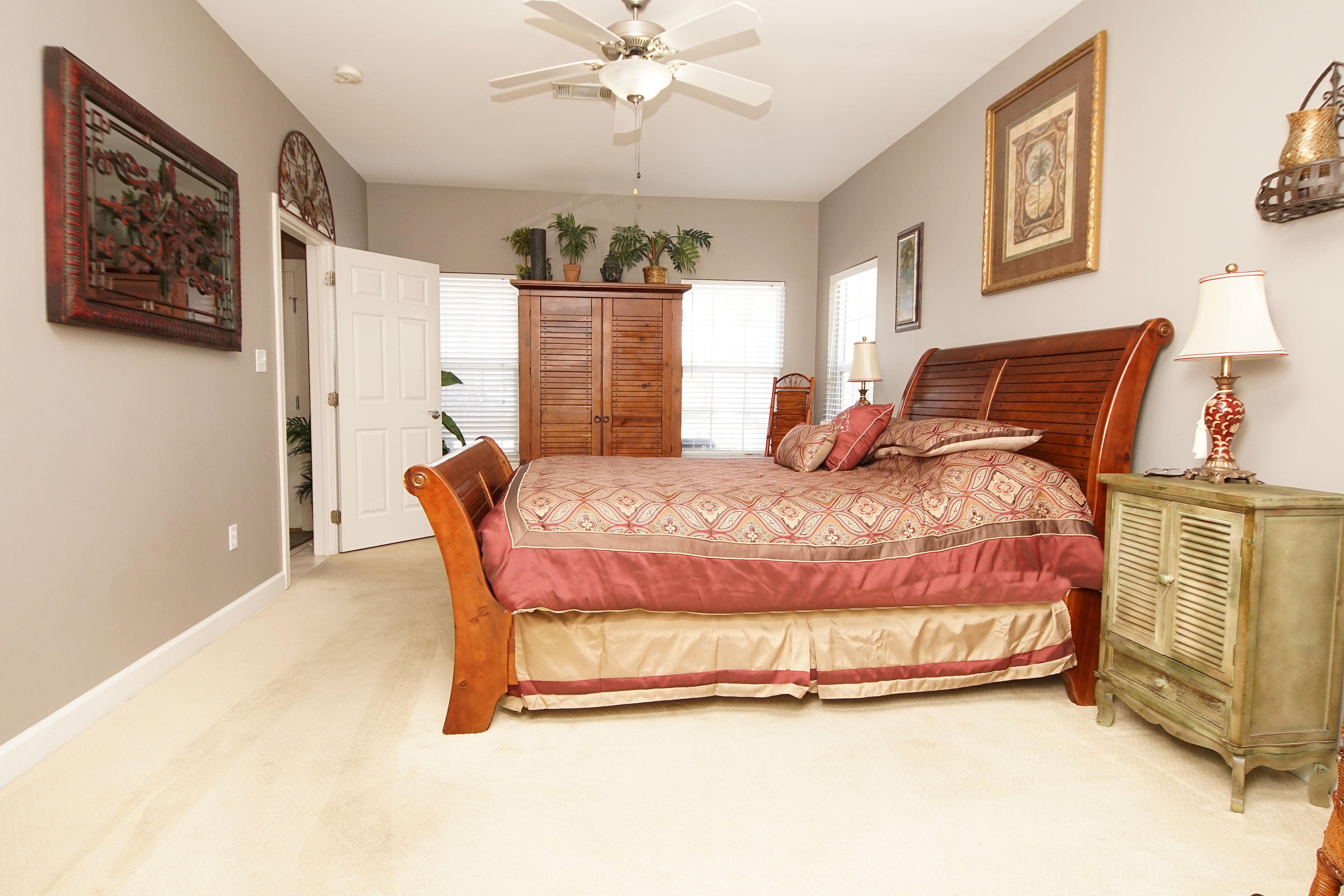 MIRAMAR PALMS - Residential