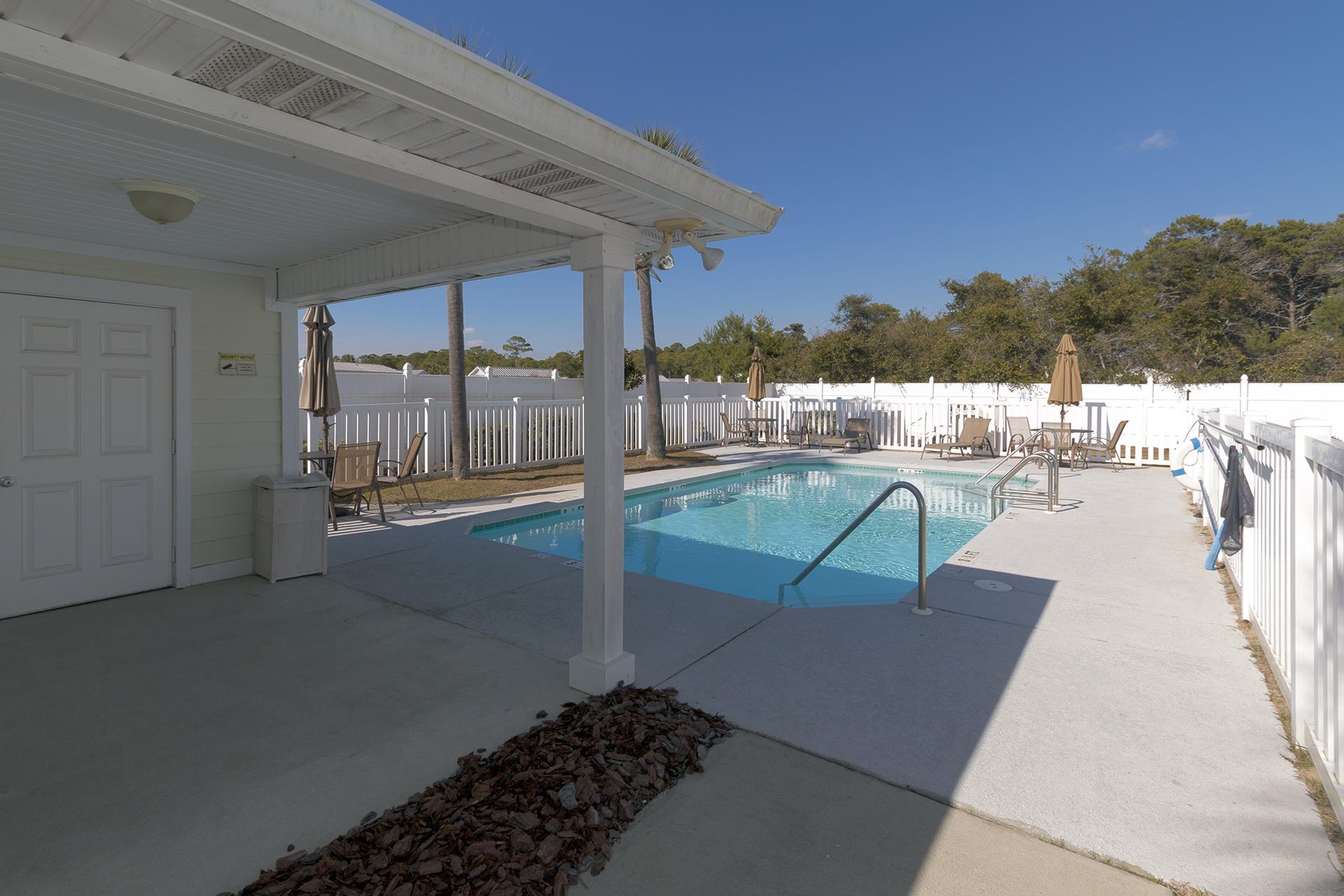 MIRAMAR PALMS - Residential