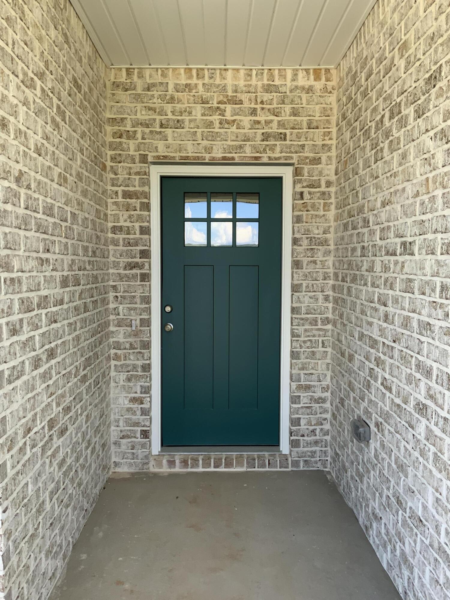 LAKERIDGE EST - Residential