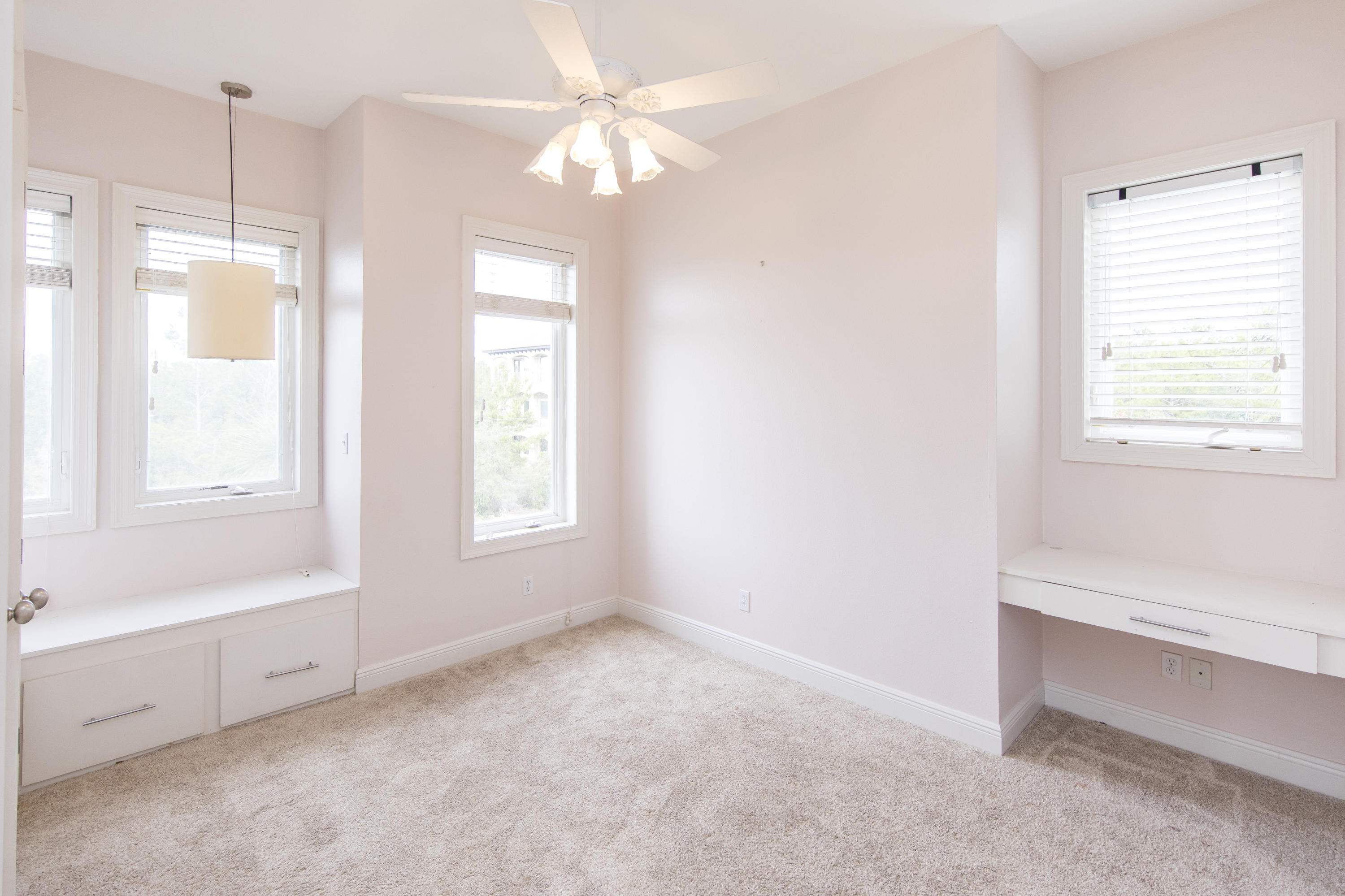 BEACH VIEW HEIGHTS UNREC - Residential