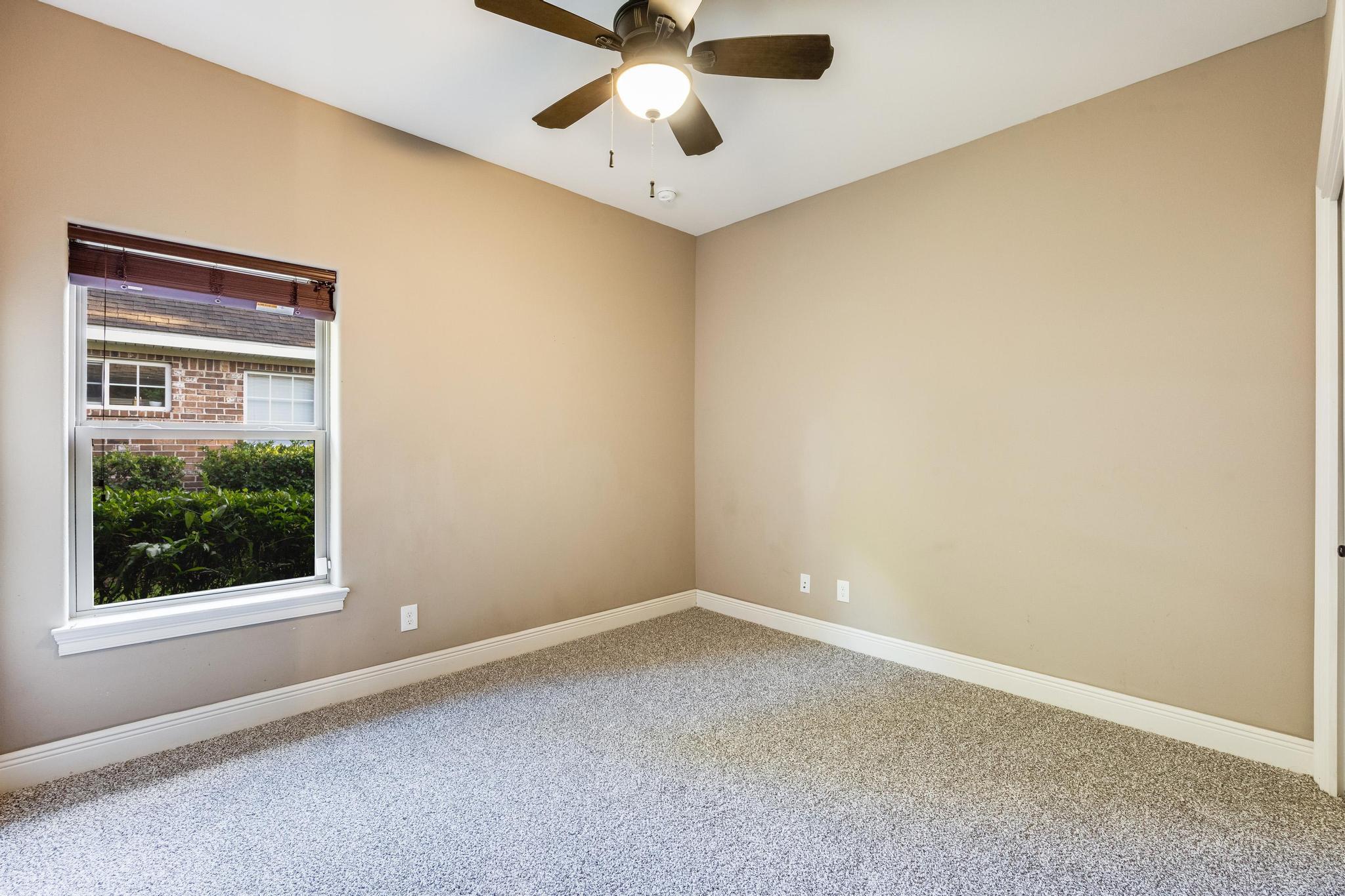 CLAIRES VINEYARD - Residential