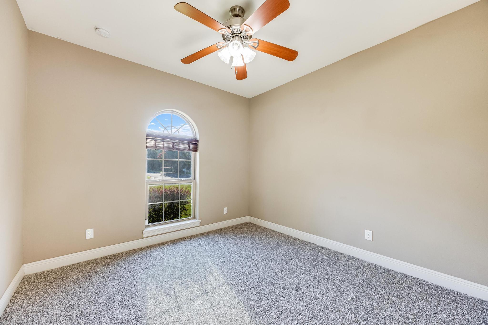 CLAIRES VINEYARD - Residential