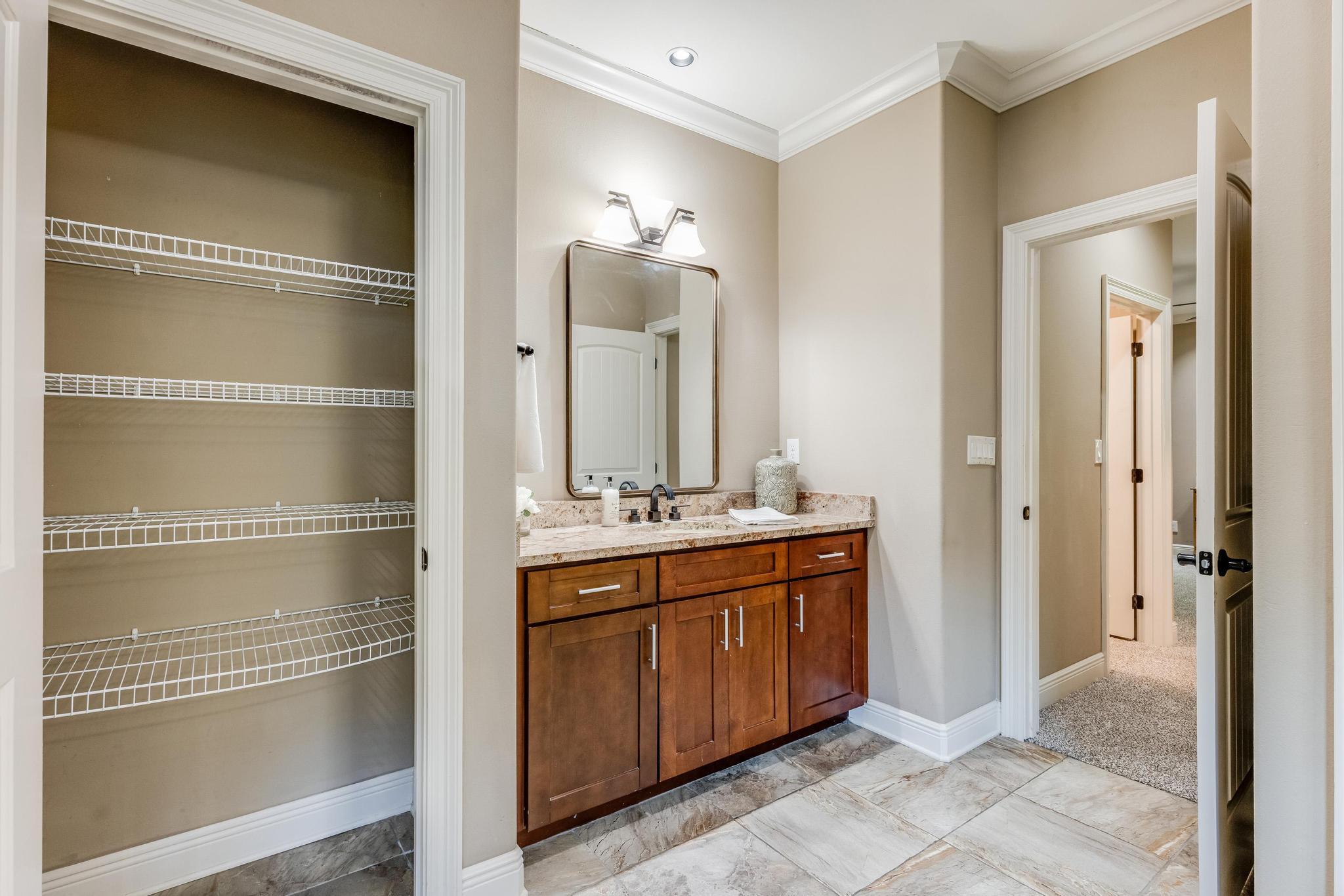 CLAIRES VINEYARD - Residential