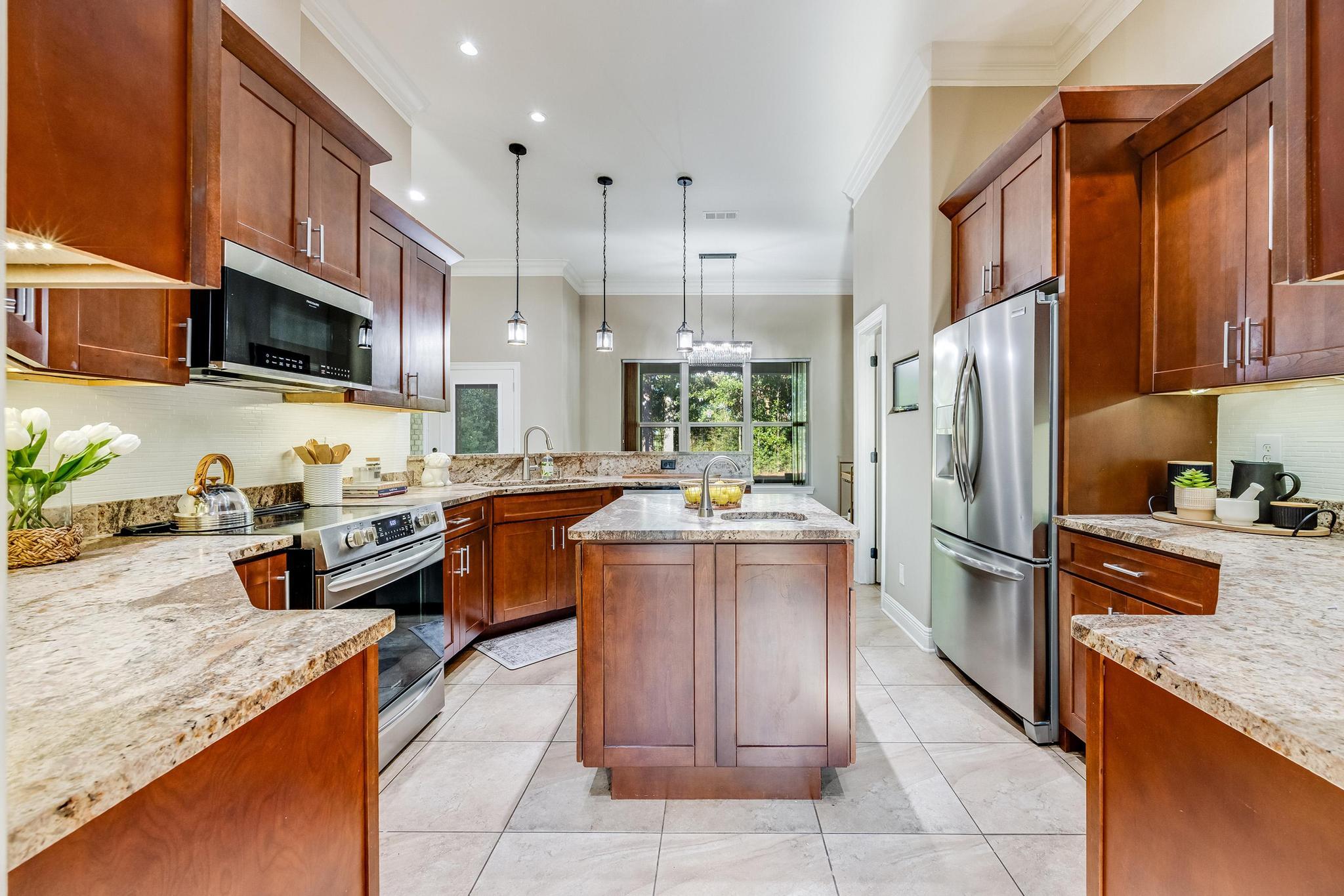 CLAIRES VINEYARD - Residential