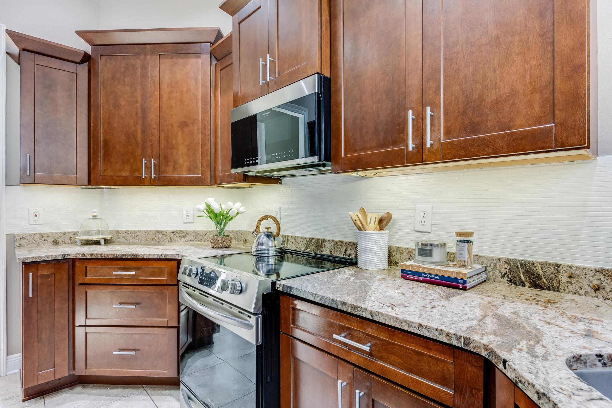 CLAIRES VINEYARD - Residential