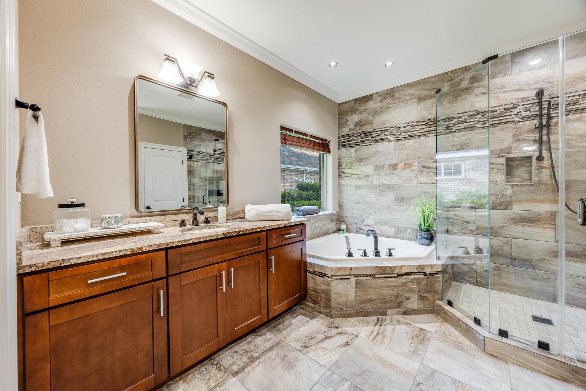 CLAIRES VINEYARD - Residential