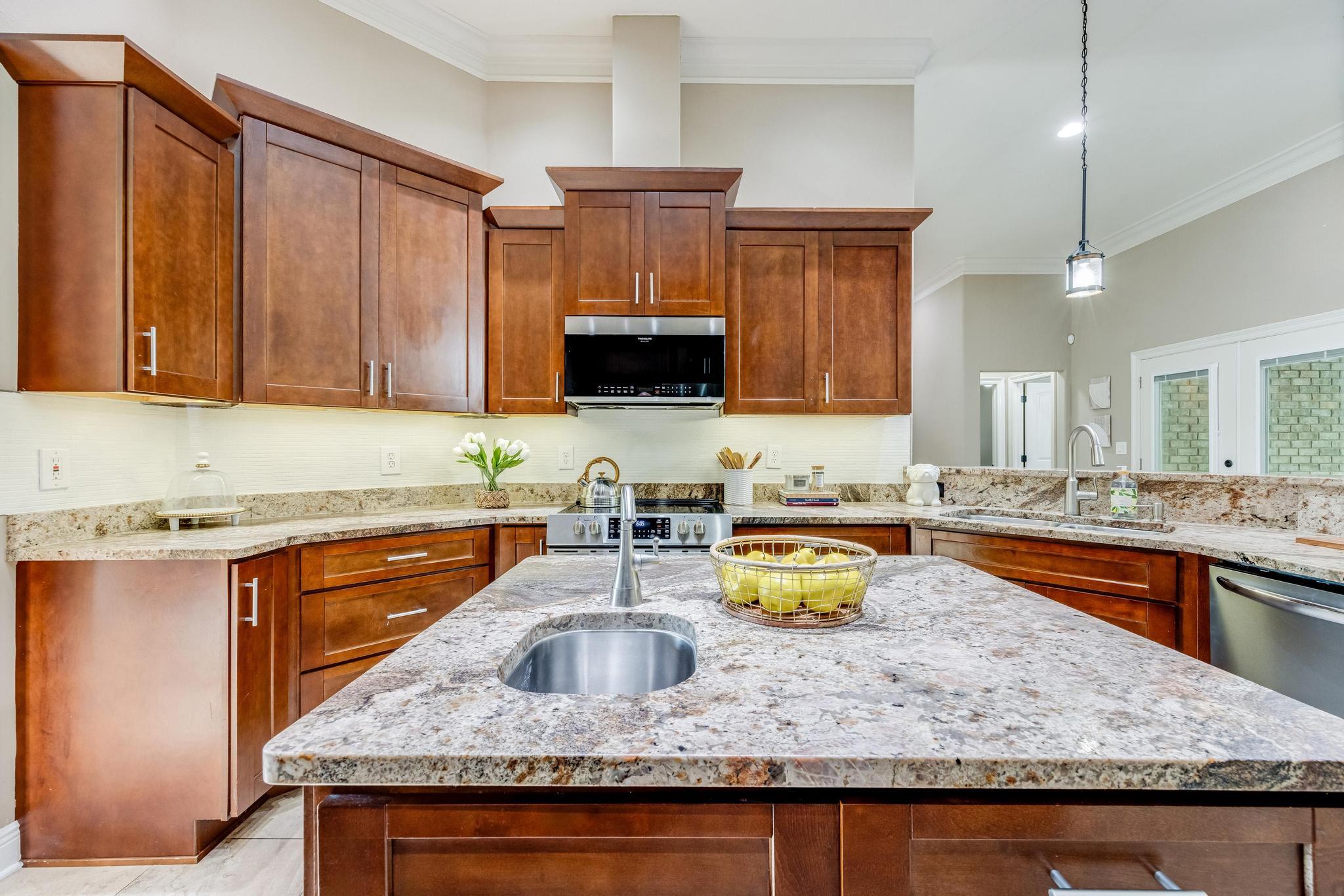 CLAIRES VINEYARD - Residential