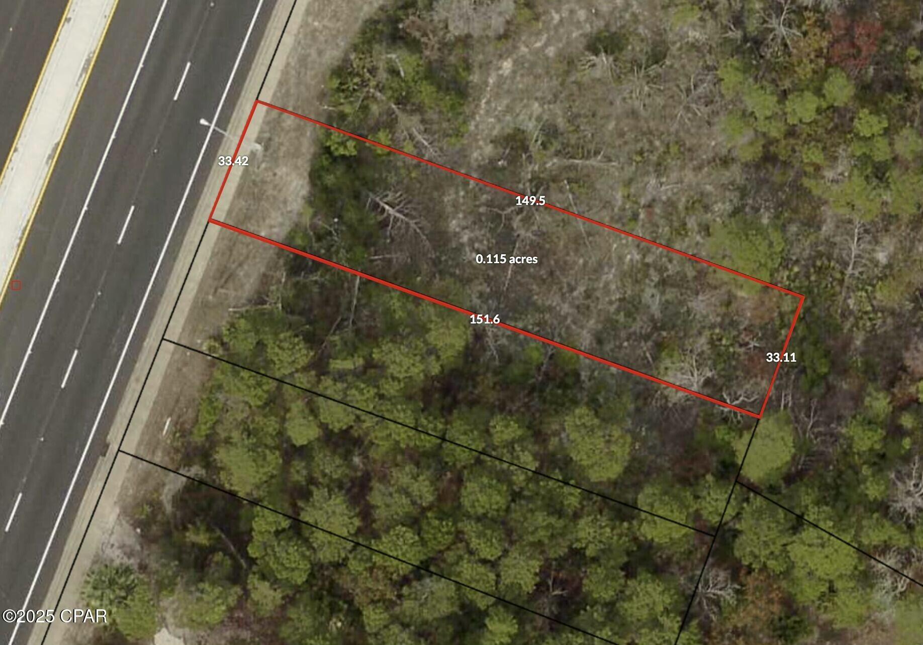 This three-lot property offers excellent development potential for a medical office, restaurant, retail strip center, or other commercial uses. Located in the high-growth 79 corridor and less than a mile from a hospital, it provides prime visibility and accessibility. Water and sewer at the corner.