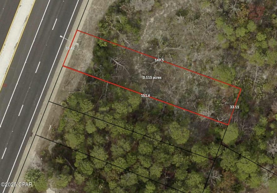 This three-lot property offers excellent development potential for a medical office, restaurant, retail strip center, or other commercial uses. Located in the high-growth 79 corridor and less than a mile from a hospital, it provides prime visibility and accessibility. Water and sewer at the corner.