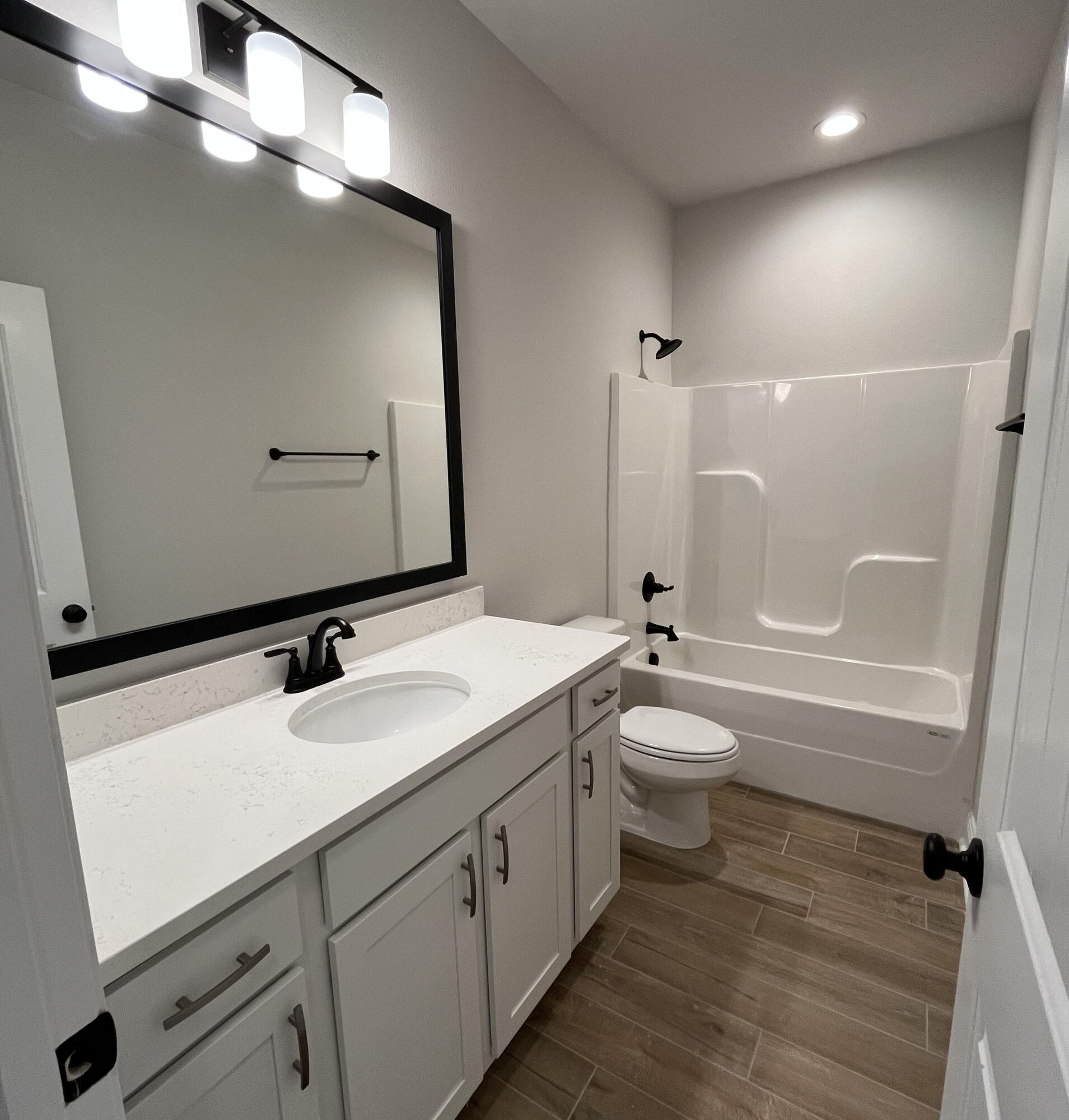 HAMMOCK BAY - MOONSWEPT - Residential