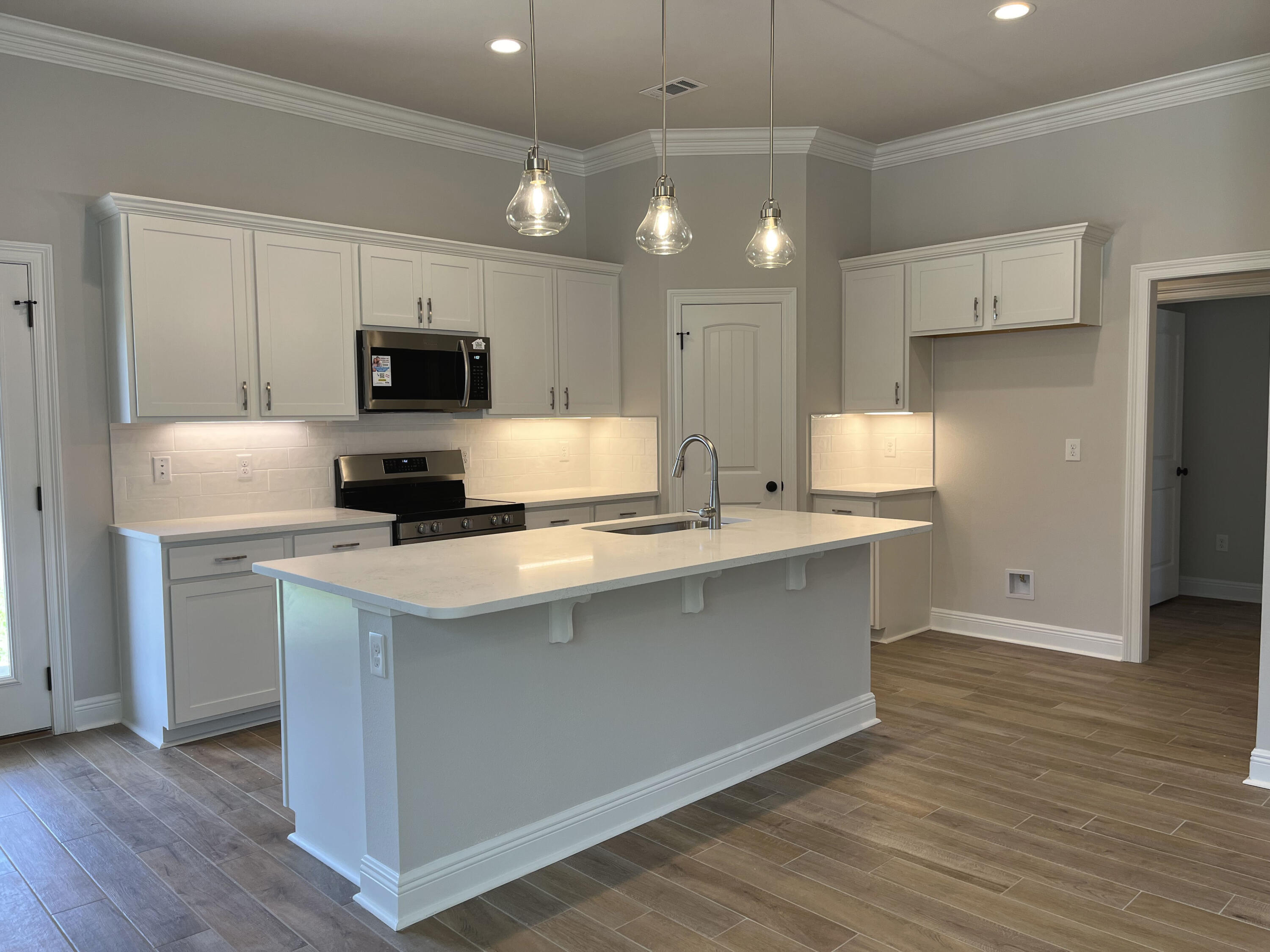 HAMMOCK BAY - MOONSWEPT - Residential