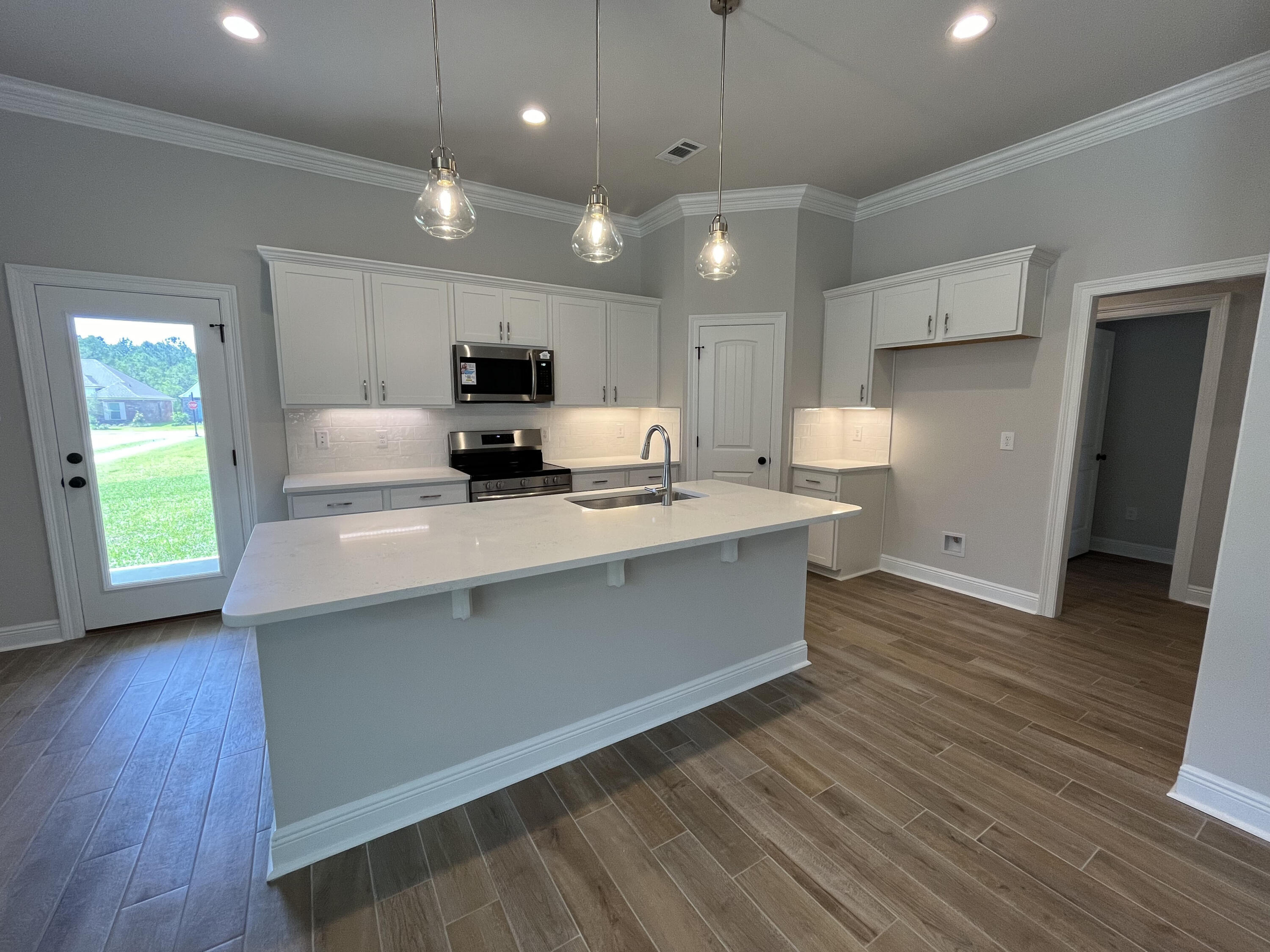 HAMMOCK BAY - MOONSWEPT - Residential