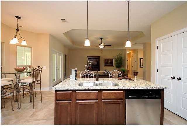 ZACHARY ESTATES - Residential
