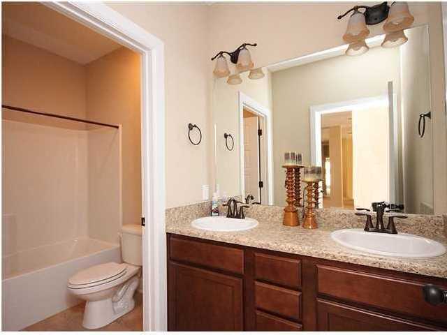 ZACHARY ESTATES - Residential