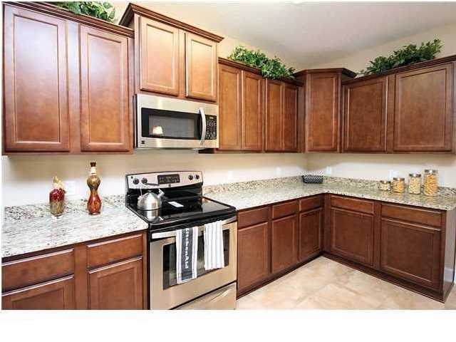 ZACHARY ESTATES - Residential