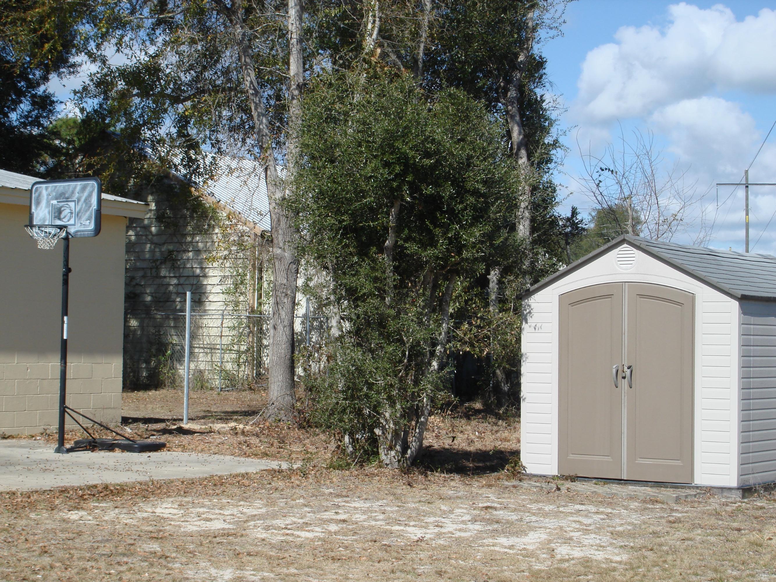 NO RECORDED SUBDIVISION - Residential