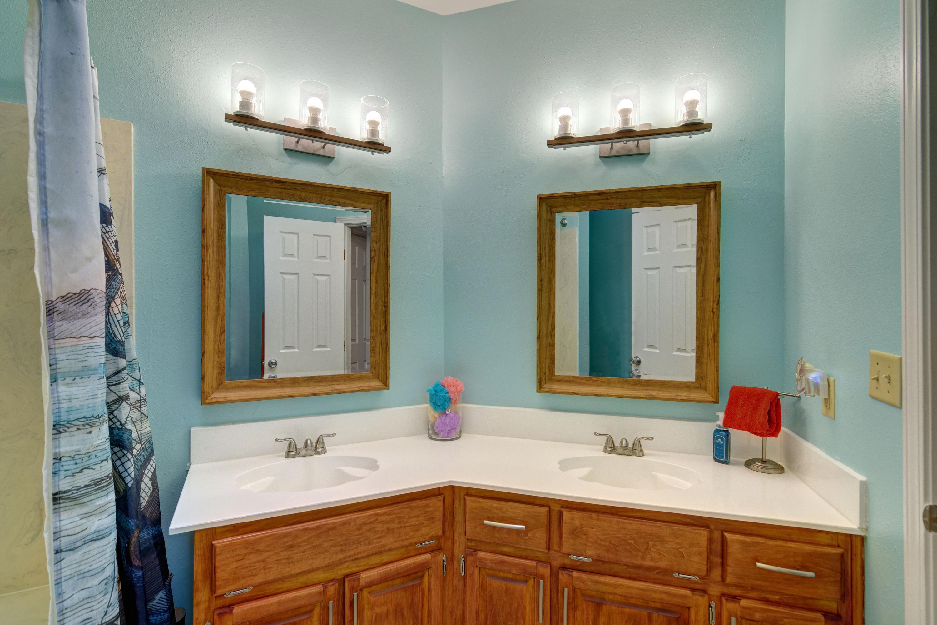 FOX DEN - Residential