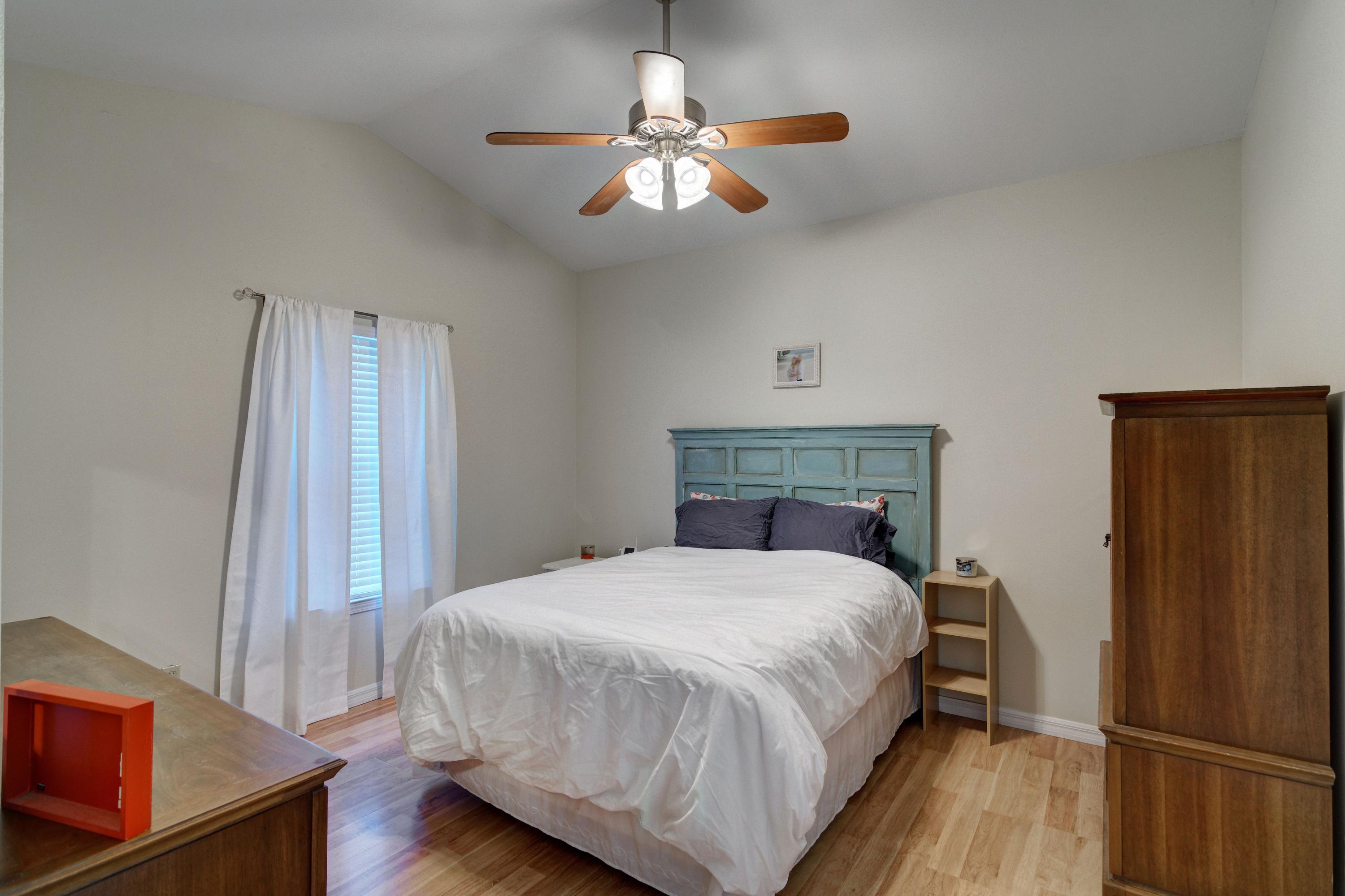 FOX DEN - Residential