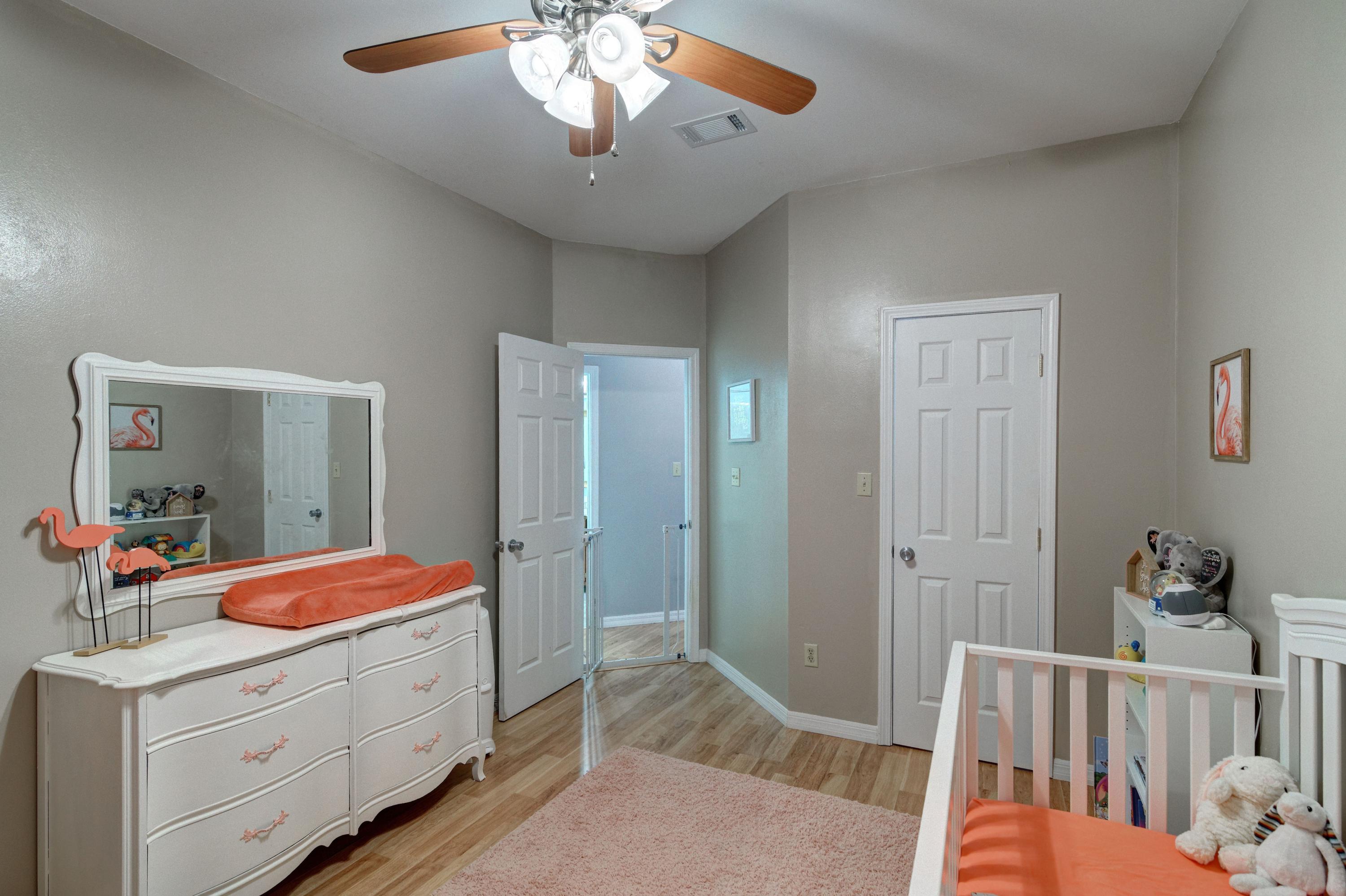 FOX DEN - Residential