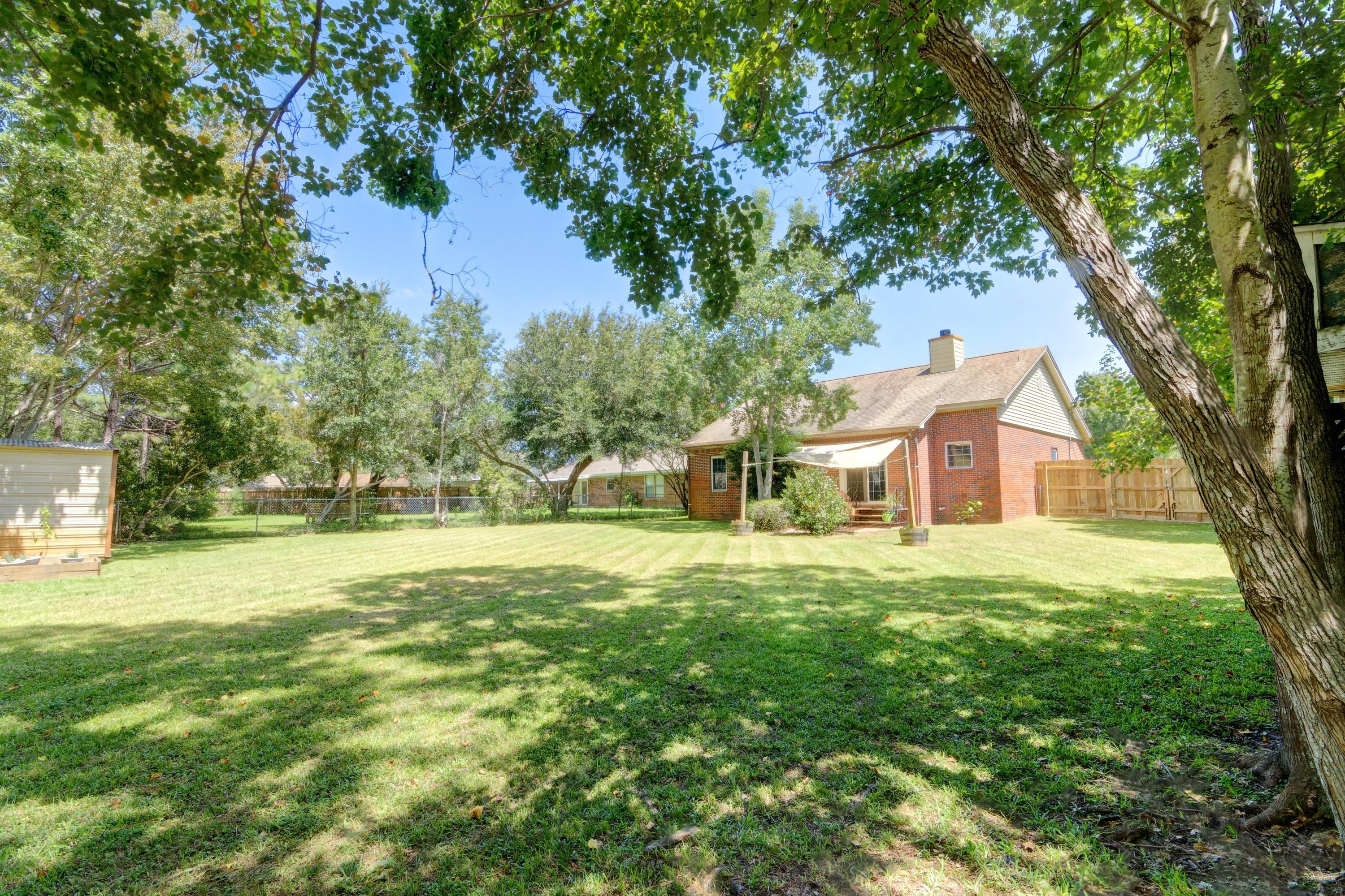 FOX DEN - Residential