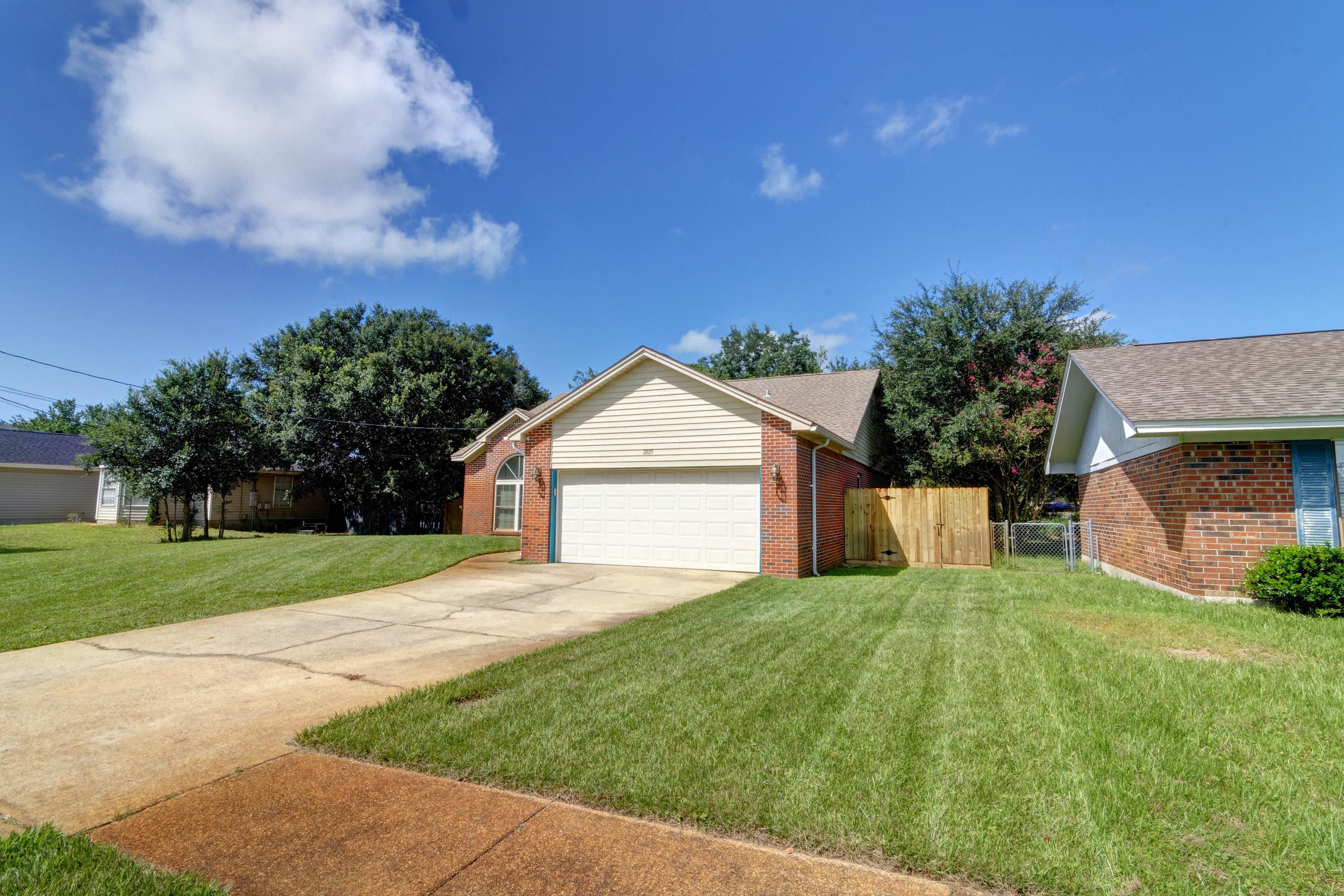 FOX DEN - Residential