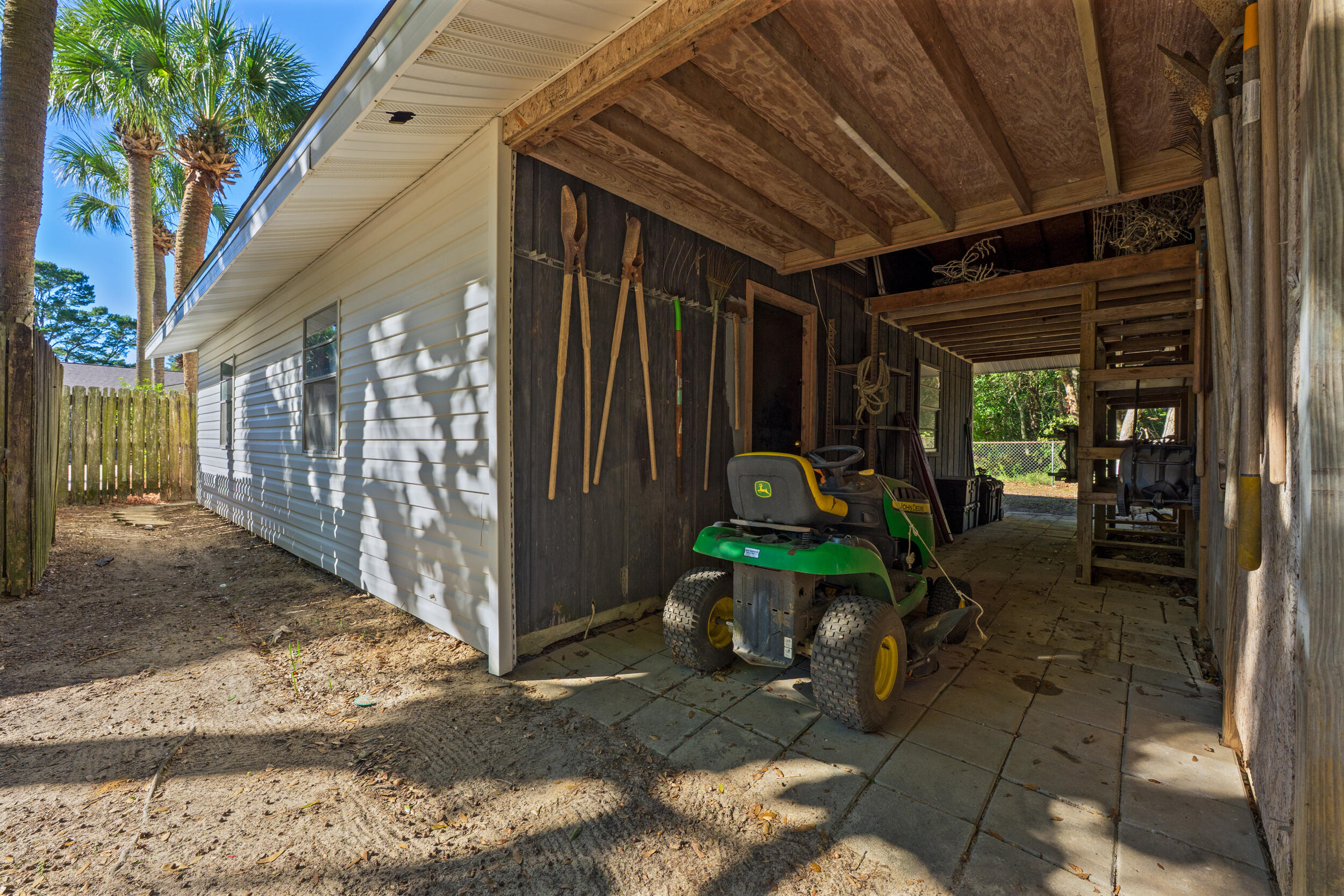 SEMINOLE - Residential