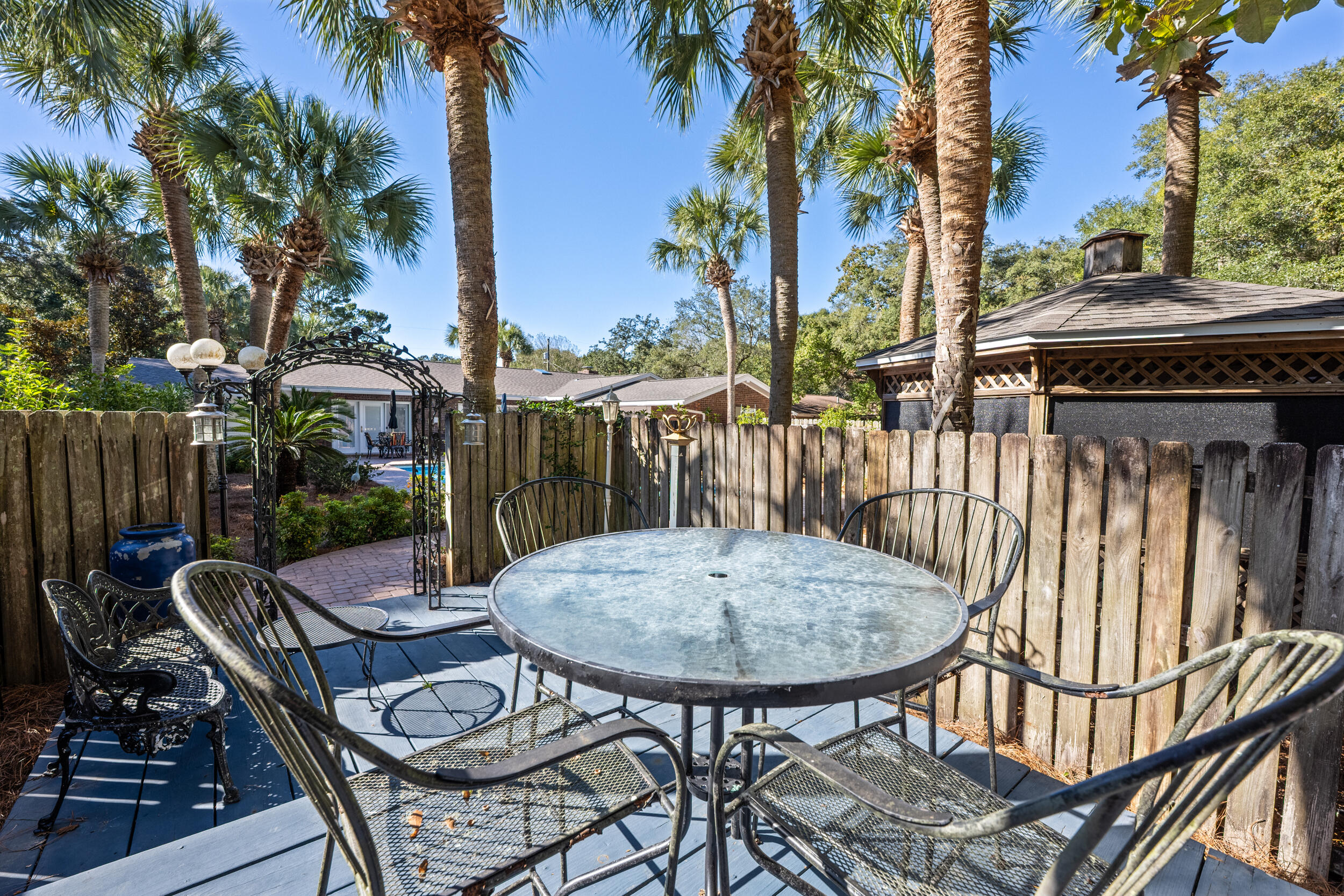 SEMINOLE - Residential