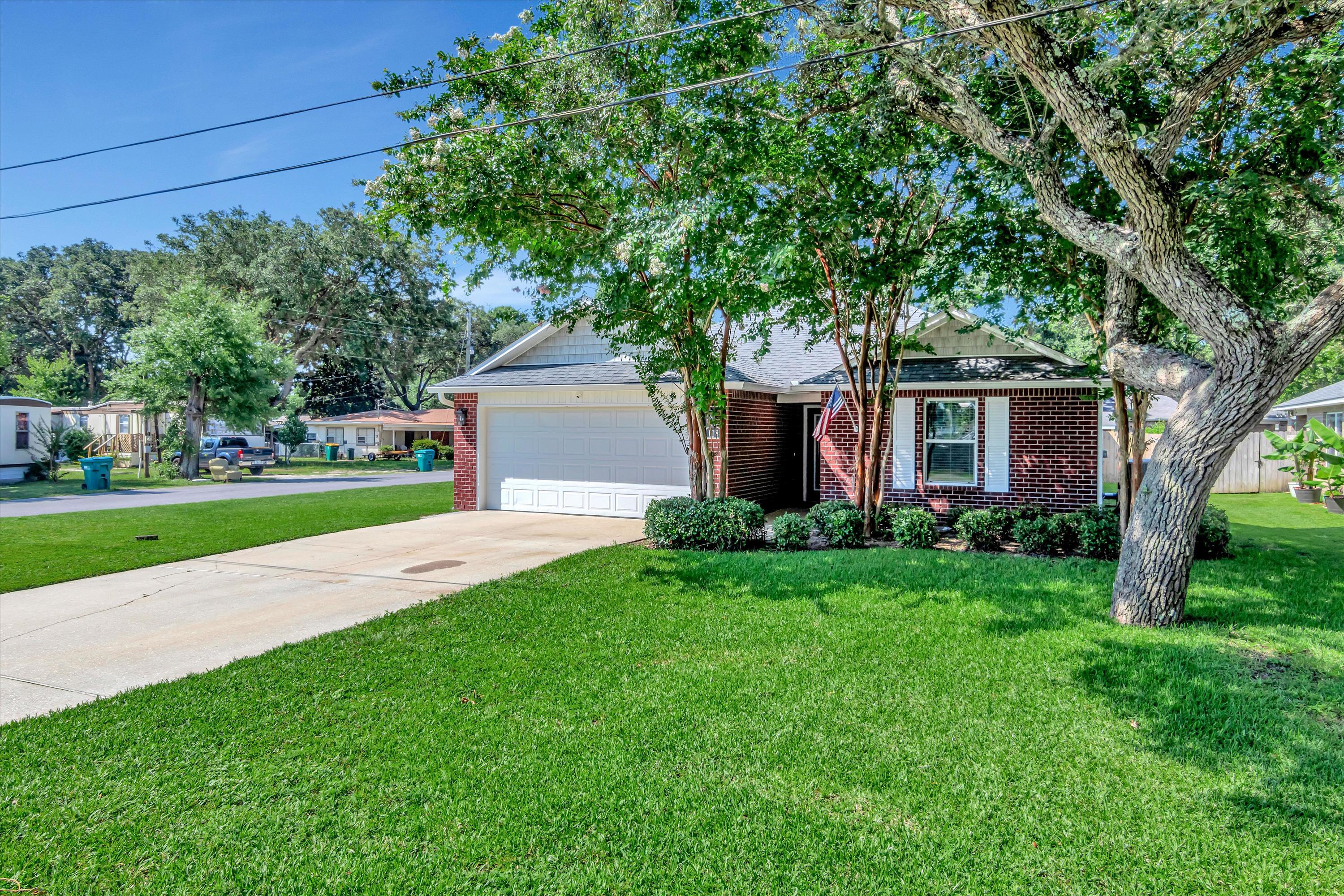 KATHERINE PLACE ESTATES - Residential