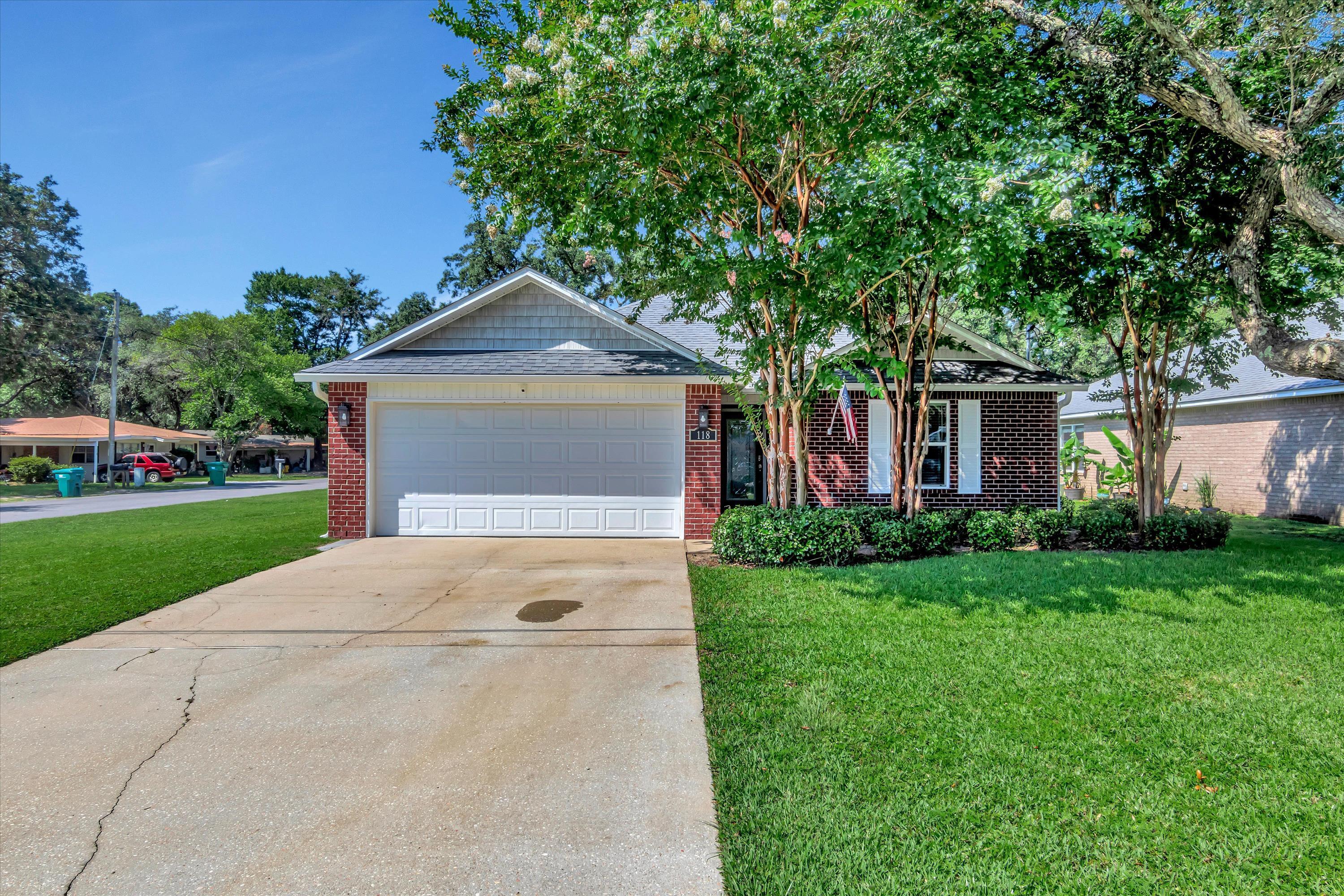 KATHERINE PLACE ESTATES - Residential